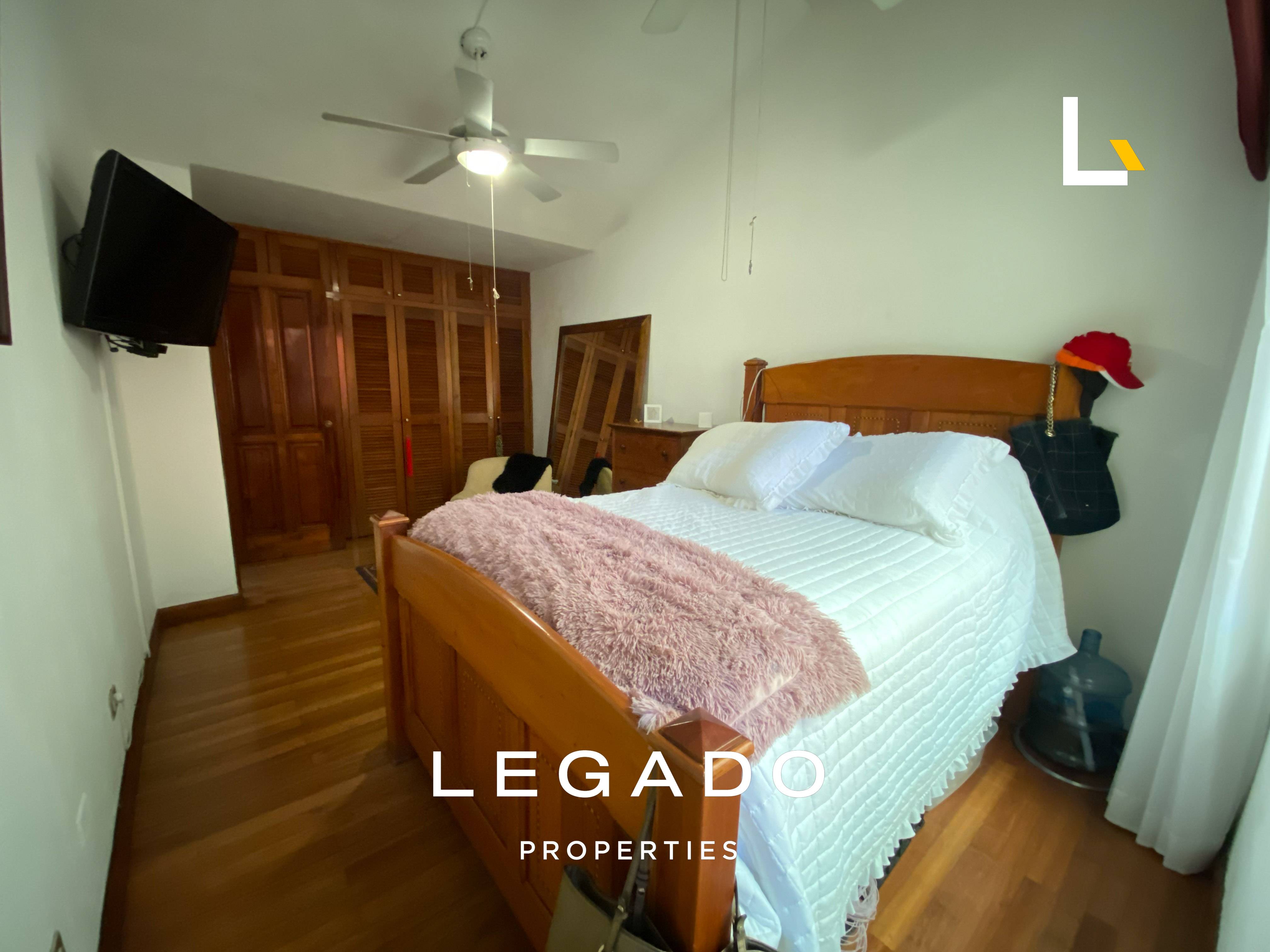 TOWNHOUSE, ZONA 15, VH2