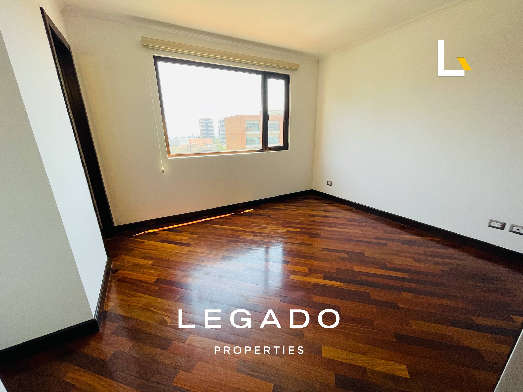 APTO, ZONA 10 , EDIF. VIVENZA