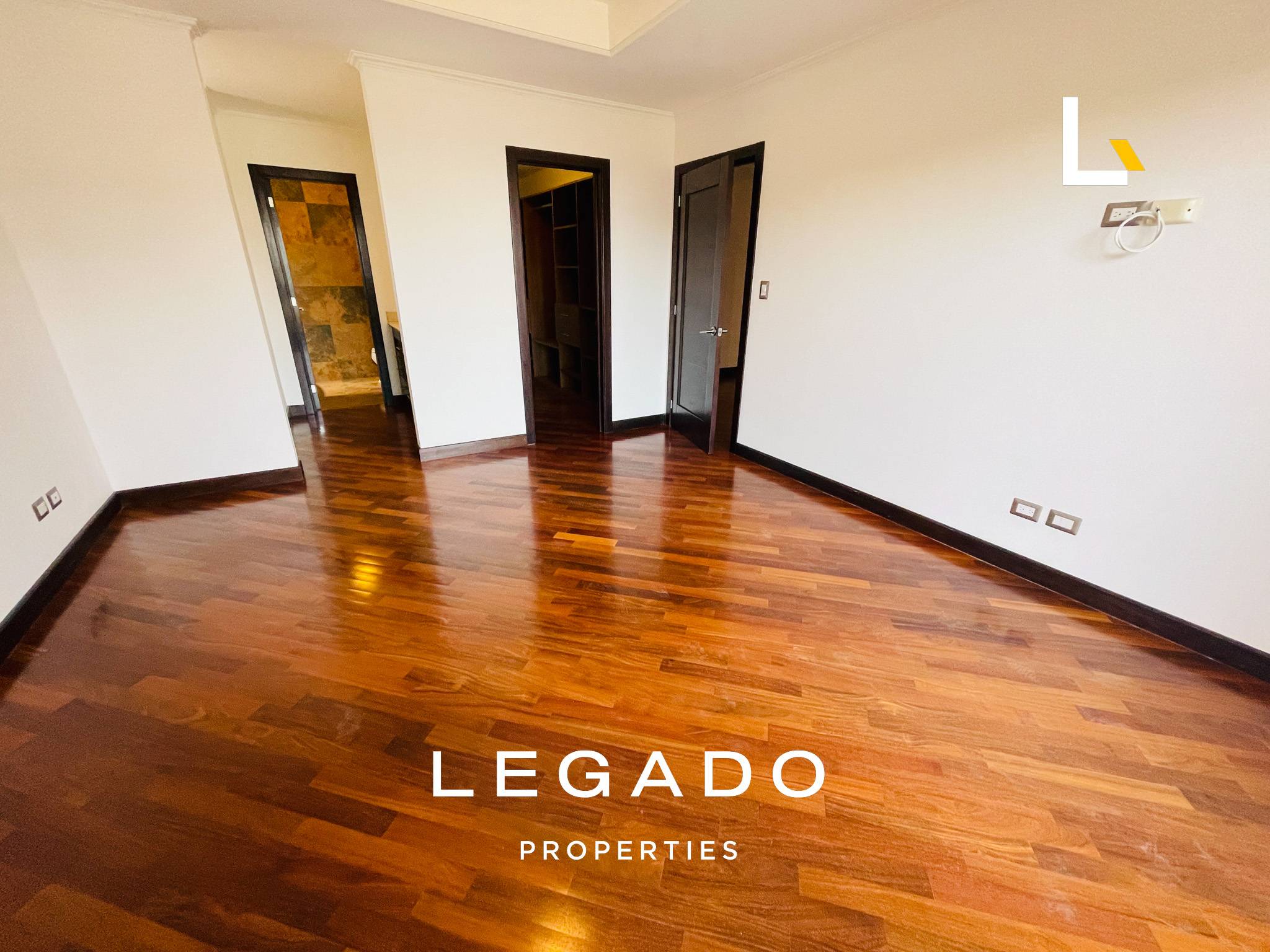 APTO, ZONA 10 , EDIF. VIVENZA