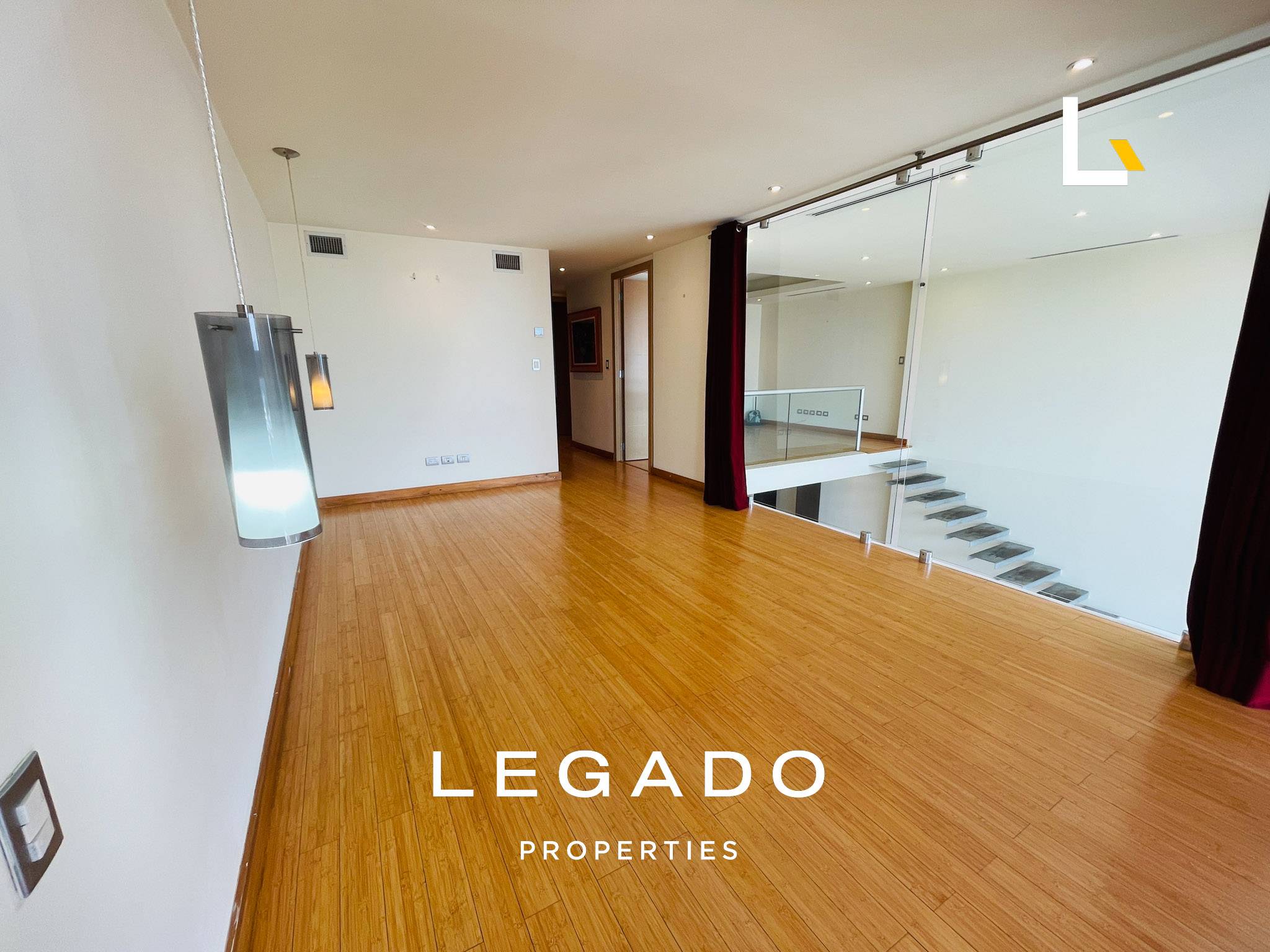 APTO, ZONA 10, EDIF. ATRIUM