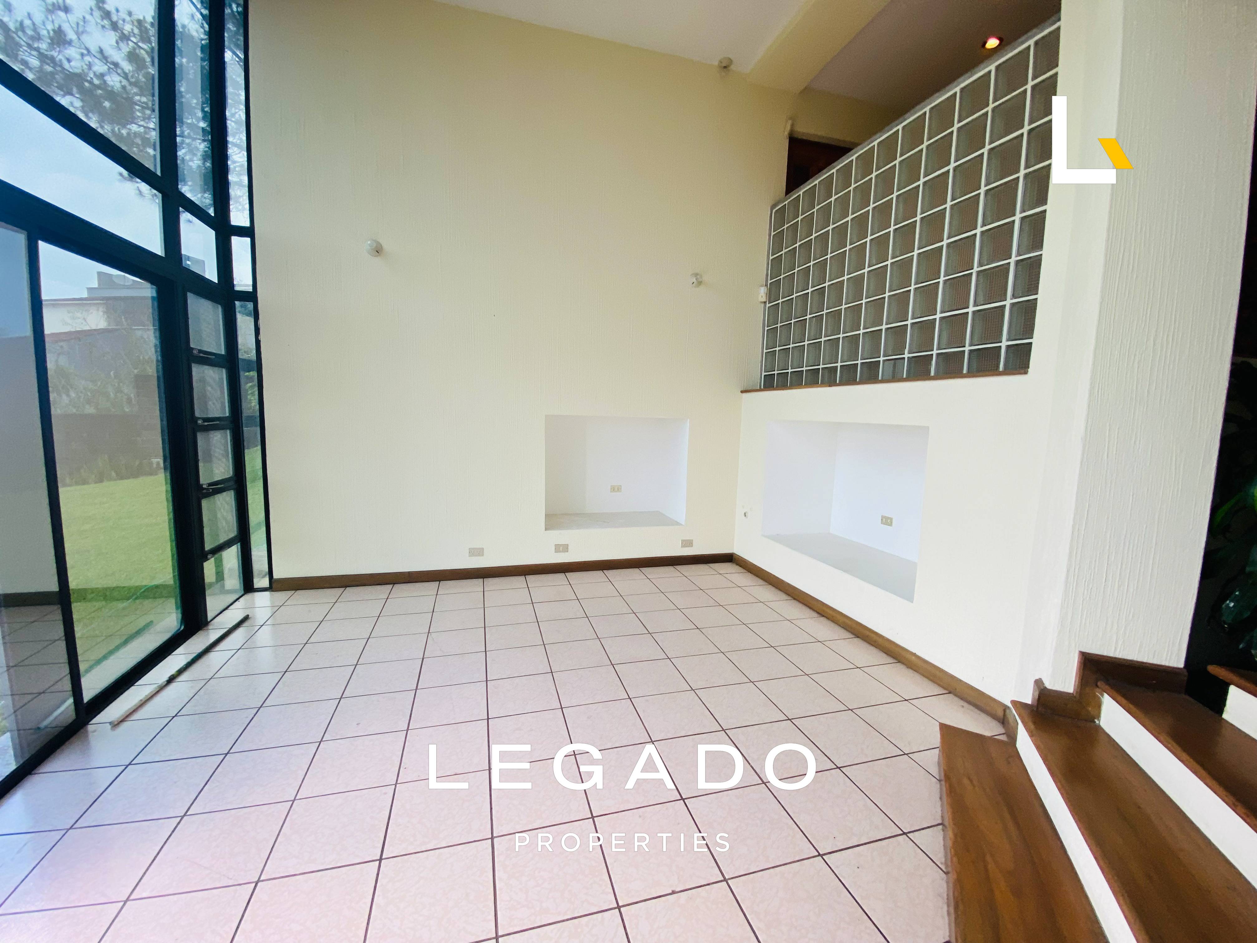 CASA ZONA 10, COLONIA EL PRADO,