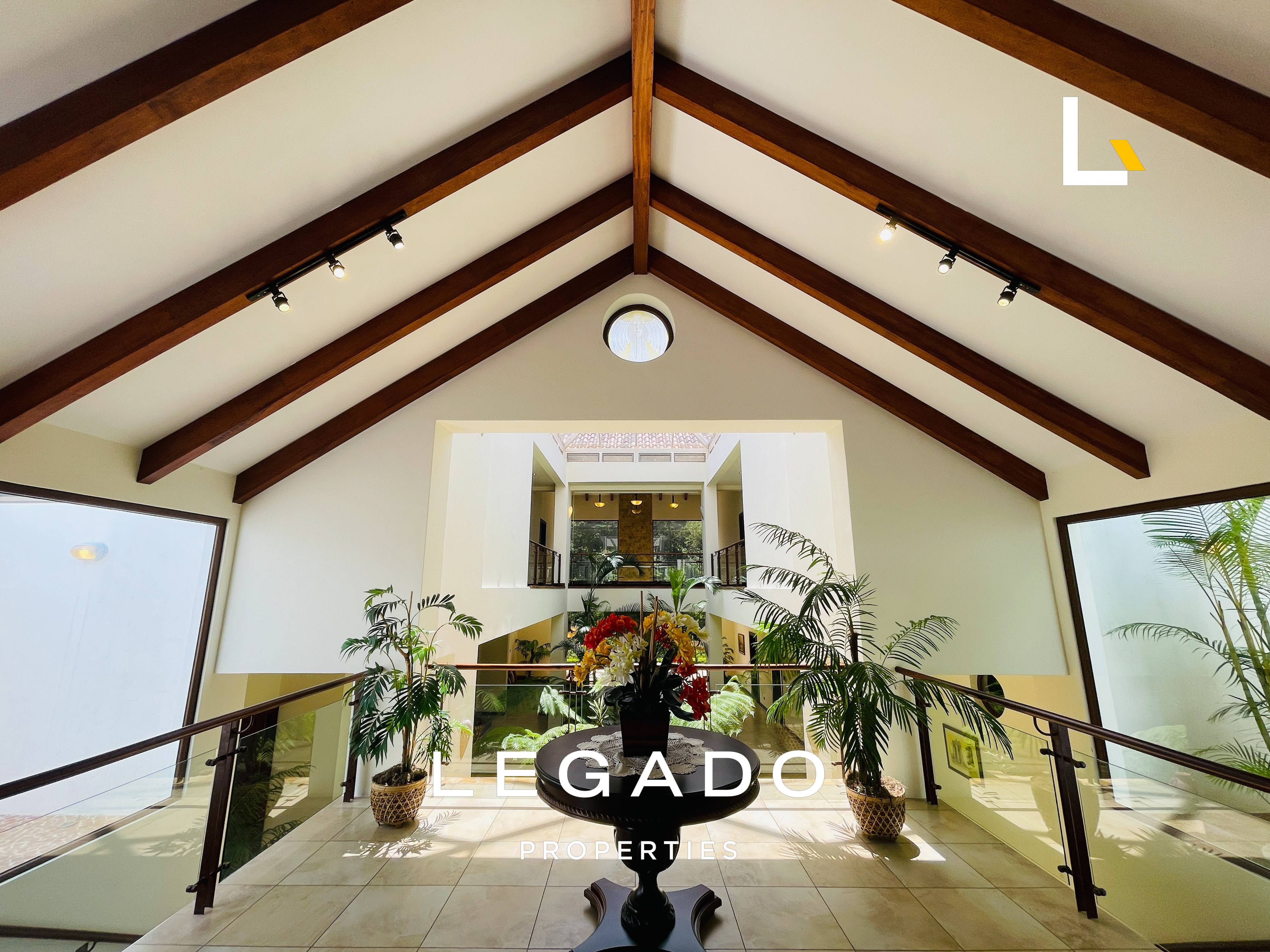 CASA Z.16, CONDOMINIO LAS CUMBRES,