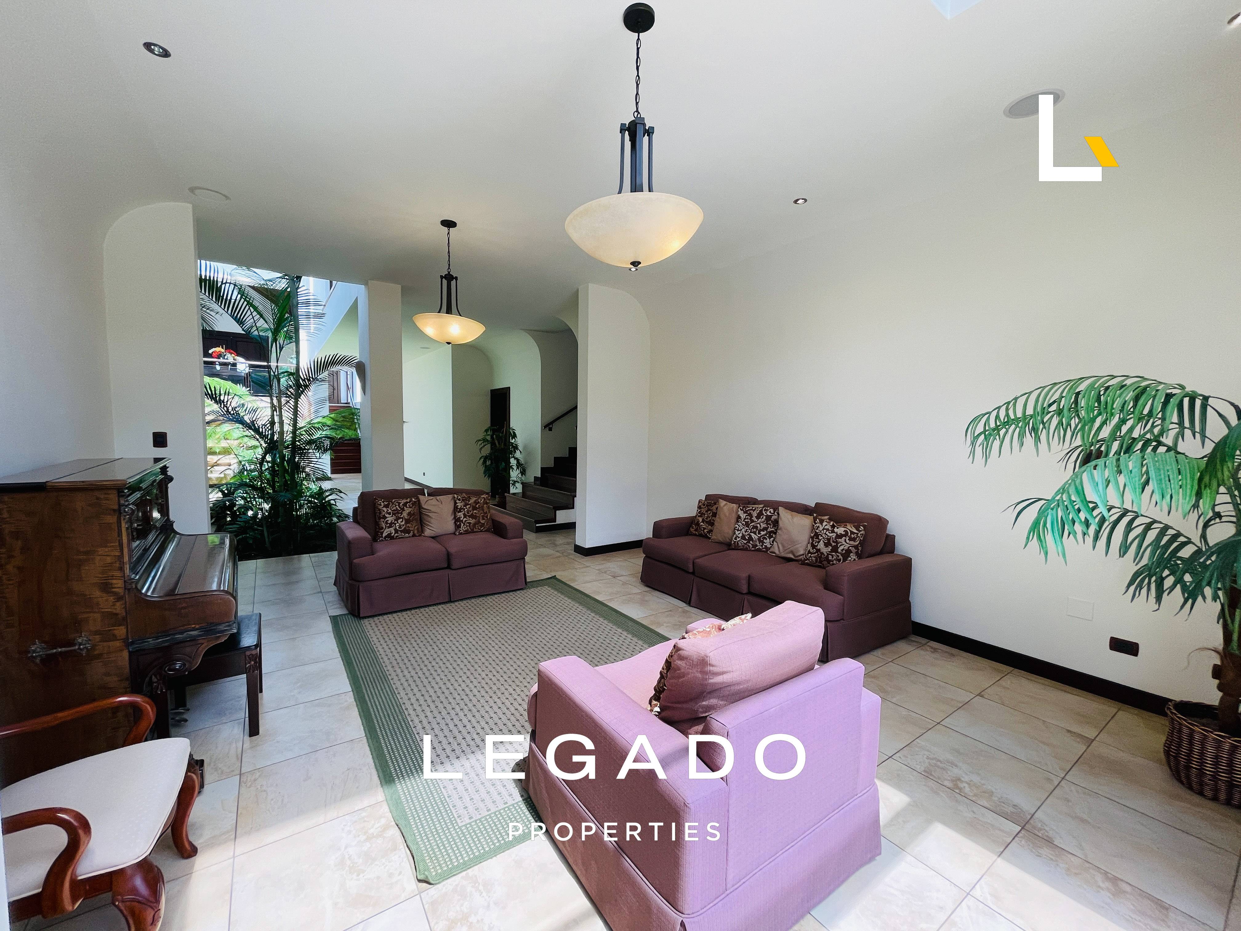 CASA Z.16, CONDOMINIO LAS CUMBRES,
