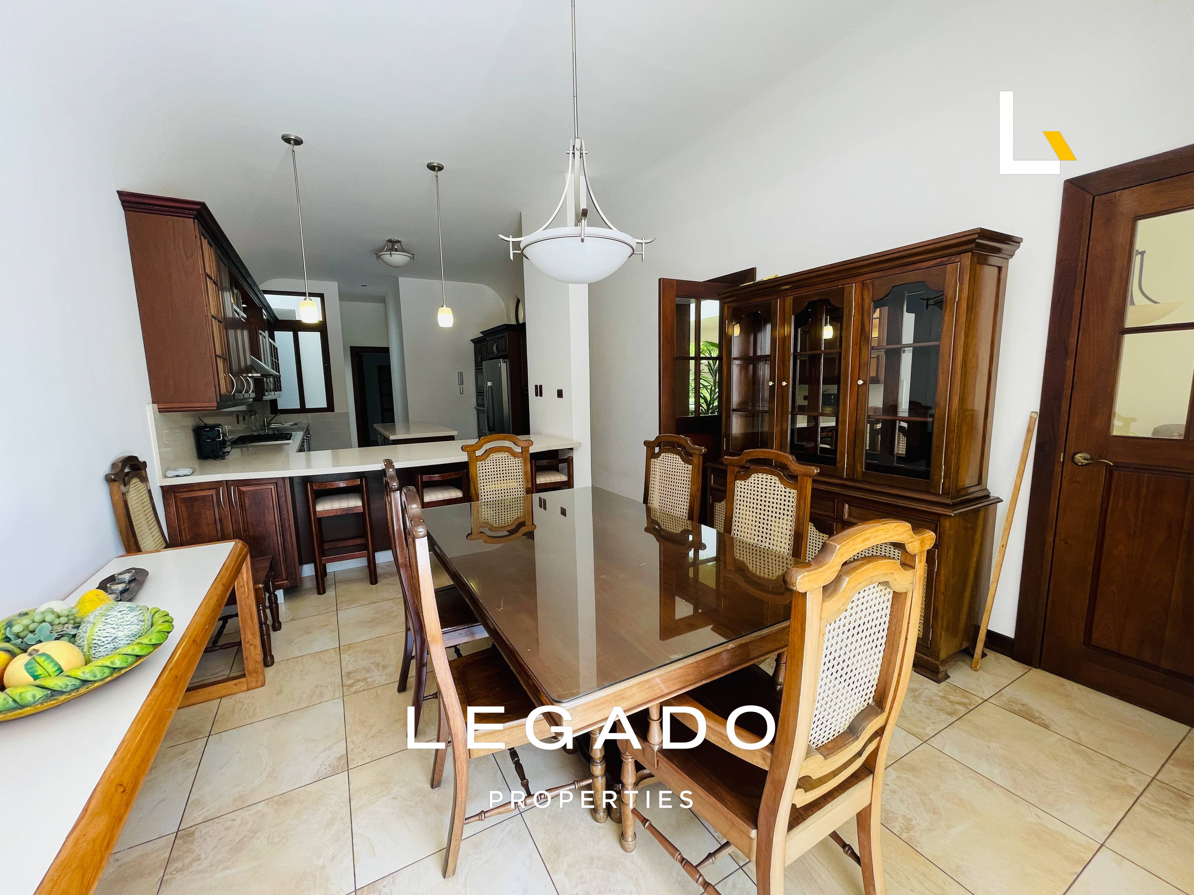 CASA Z.16, CONDOMINIO LAS CUMBRES,