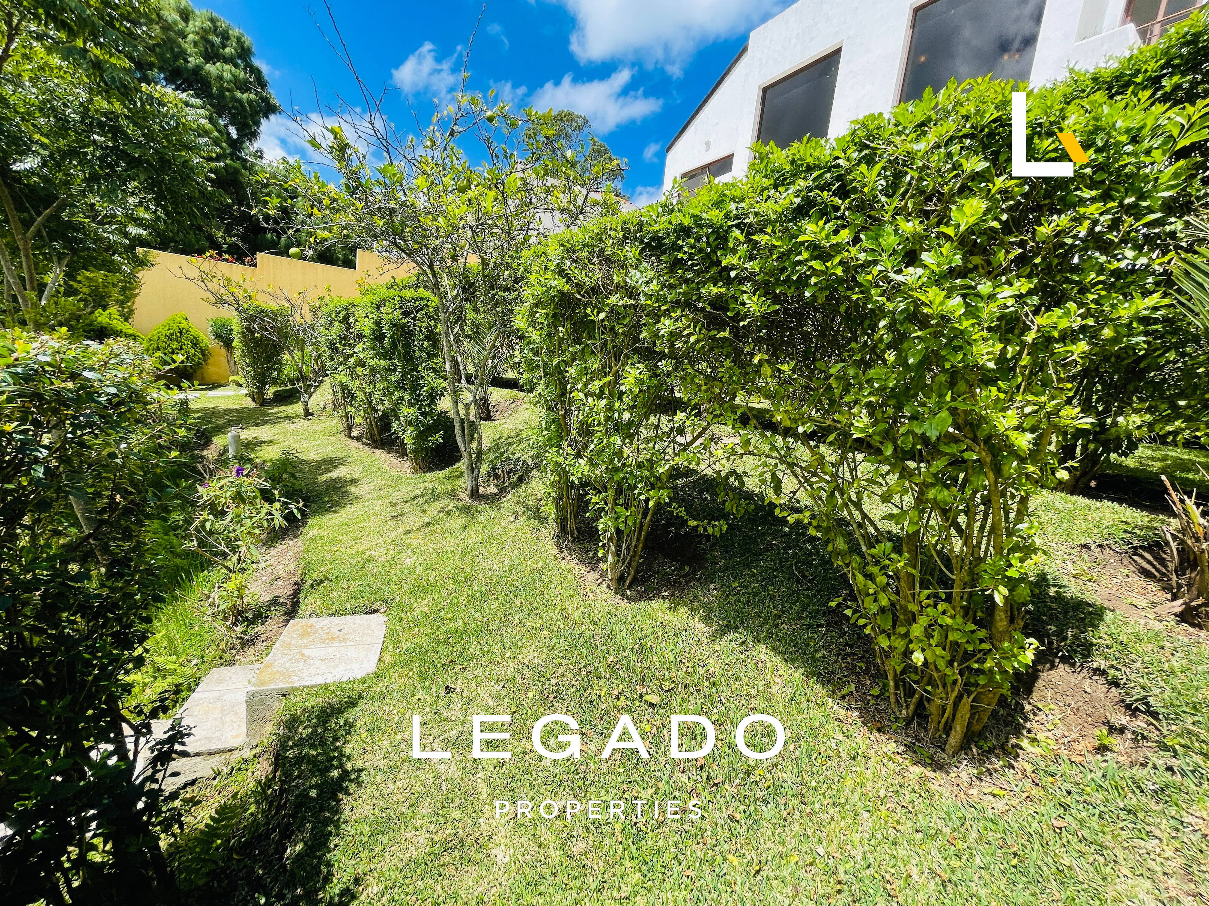 CASA Z.16, CONDOMINIO LAS CUMBRES,