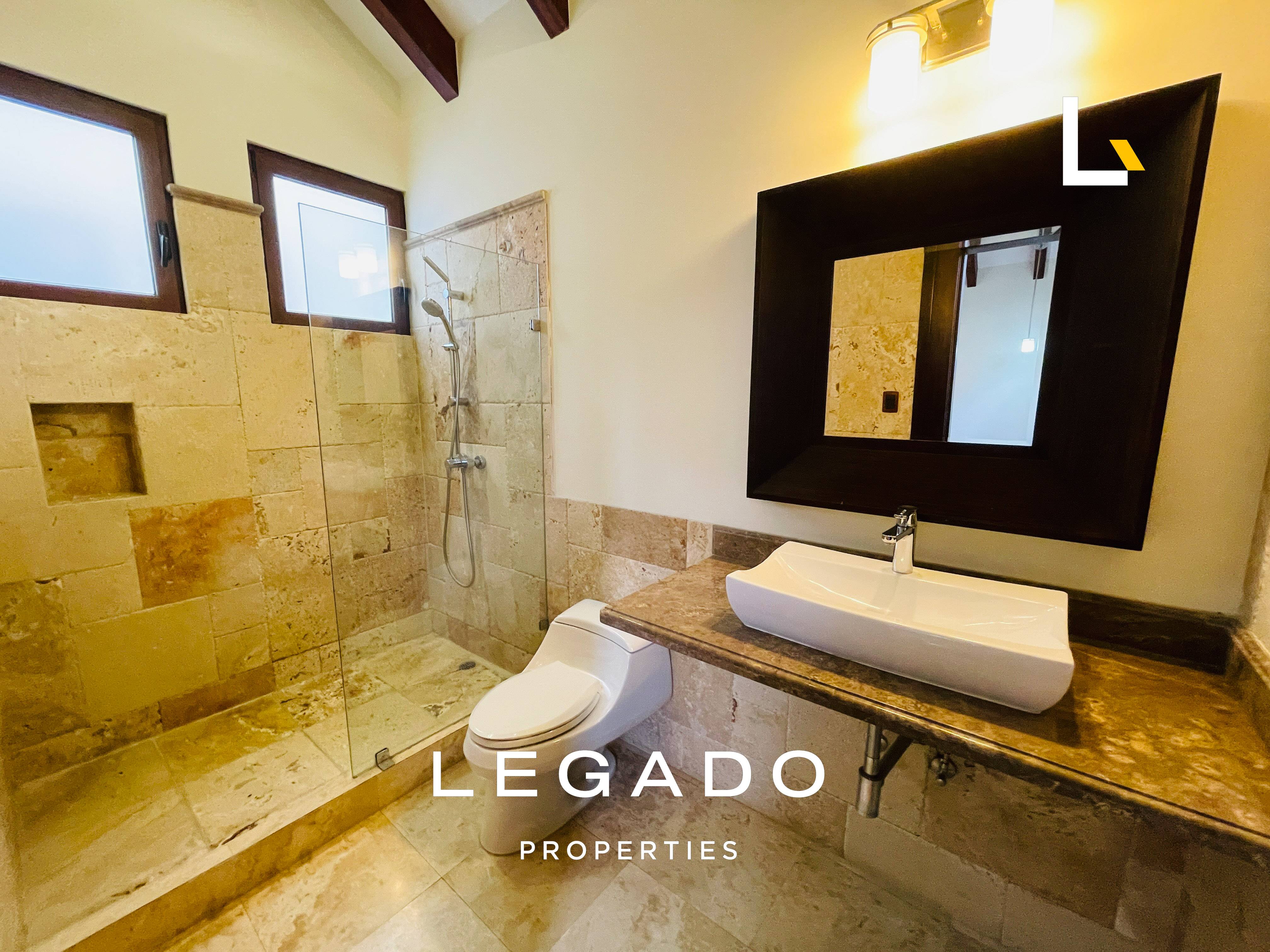 CASA Z.16, CONDOMINIO LAS CUMBRES,