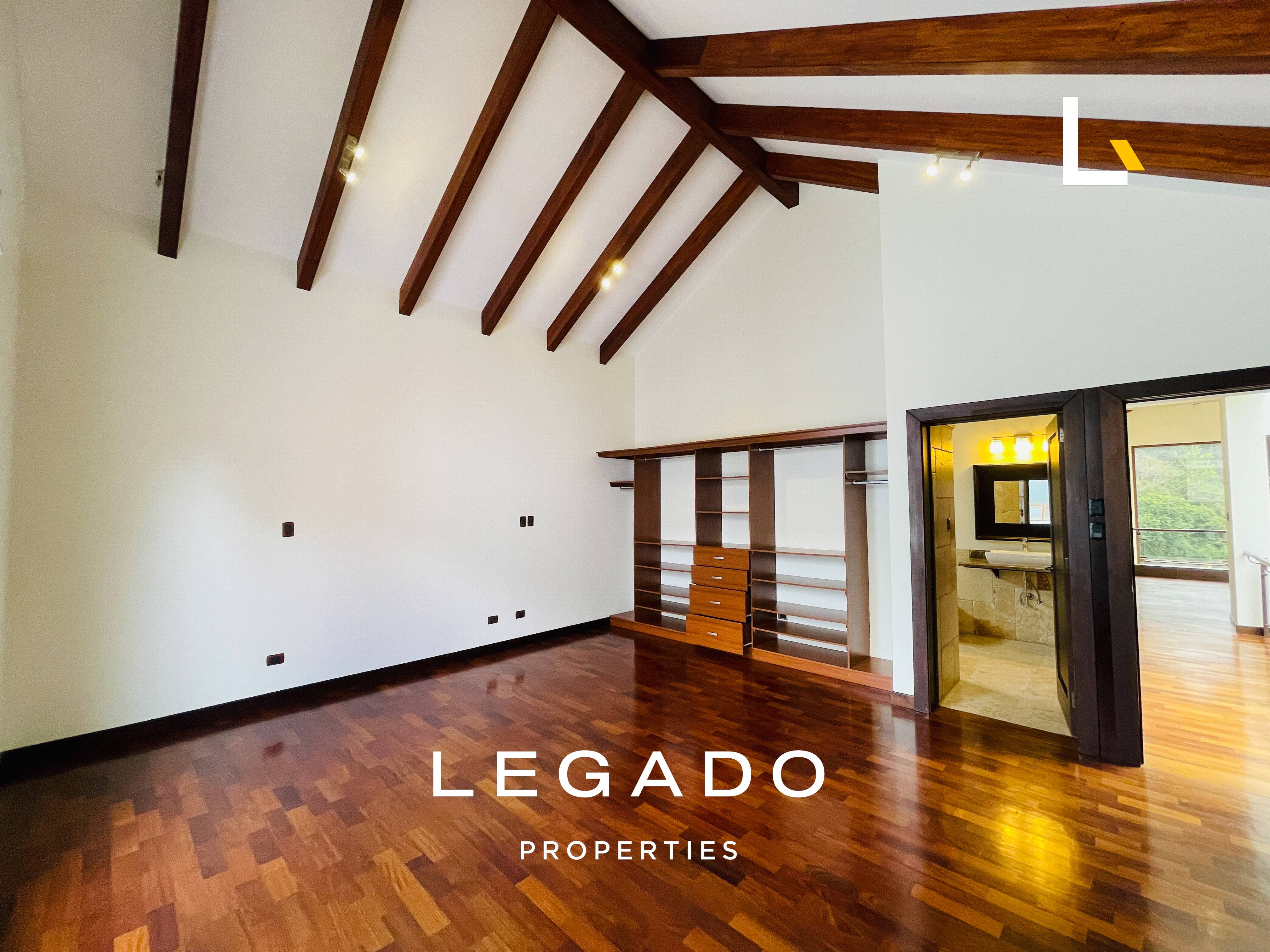 CASA Z.16, CONDOMINIO LAS CUMBRES,