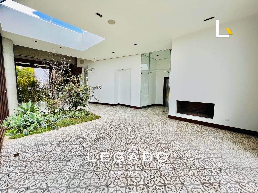 PENTHOUSE Z. 15, EDIF. LA HERRADURA, 