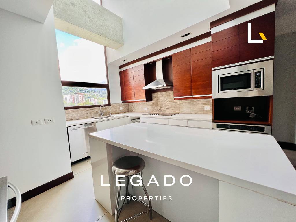 PENTHOUSE Z. 15, EDIF. LA HERRADURA, 