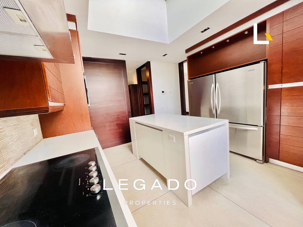 PENTHOUSE Z. 15, EDIF. LA HERRADURA, 
