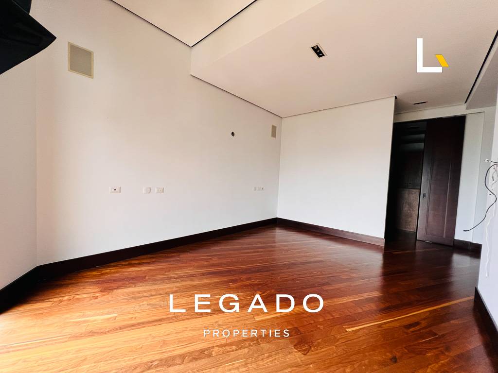 PENTHOUSE Z. 15, EDIF. LA HERRADURA, 