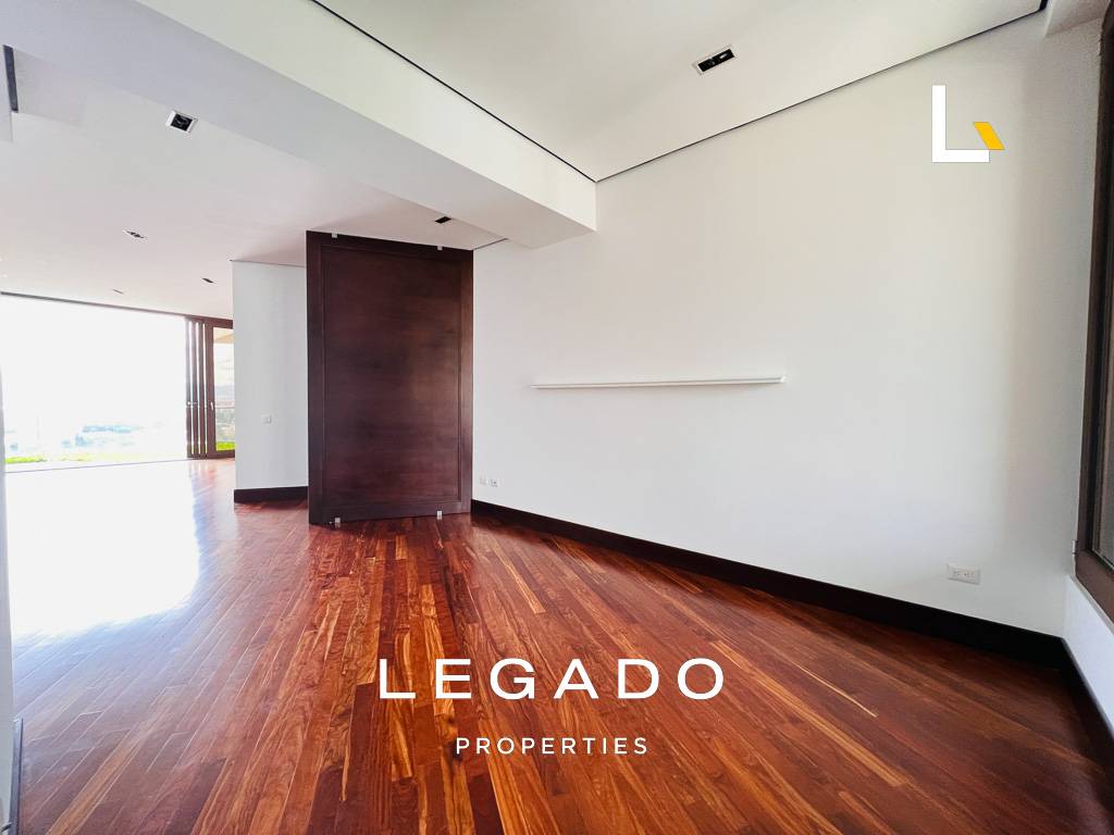 PENTHOUSE Z. 15, EDIF. LA HERRADURA, 