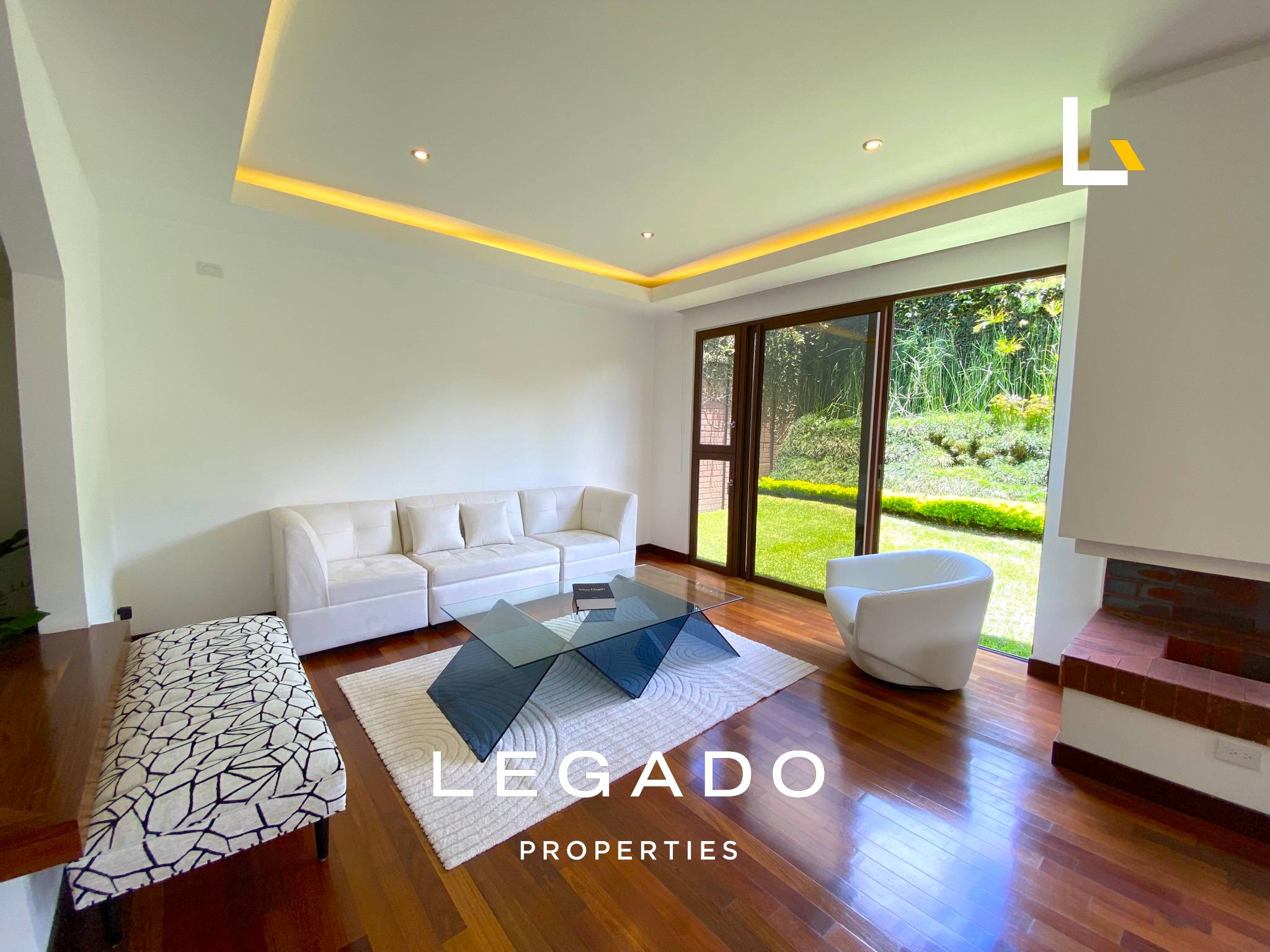 CASA, CAES, COND. BROMELIAS