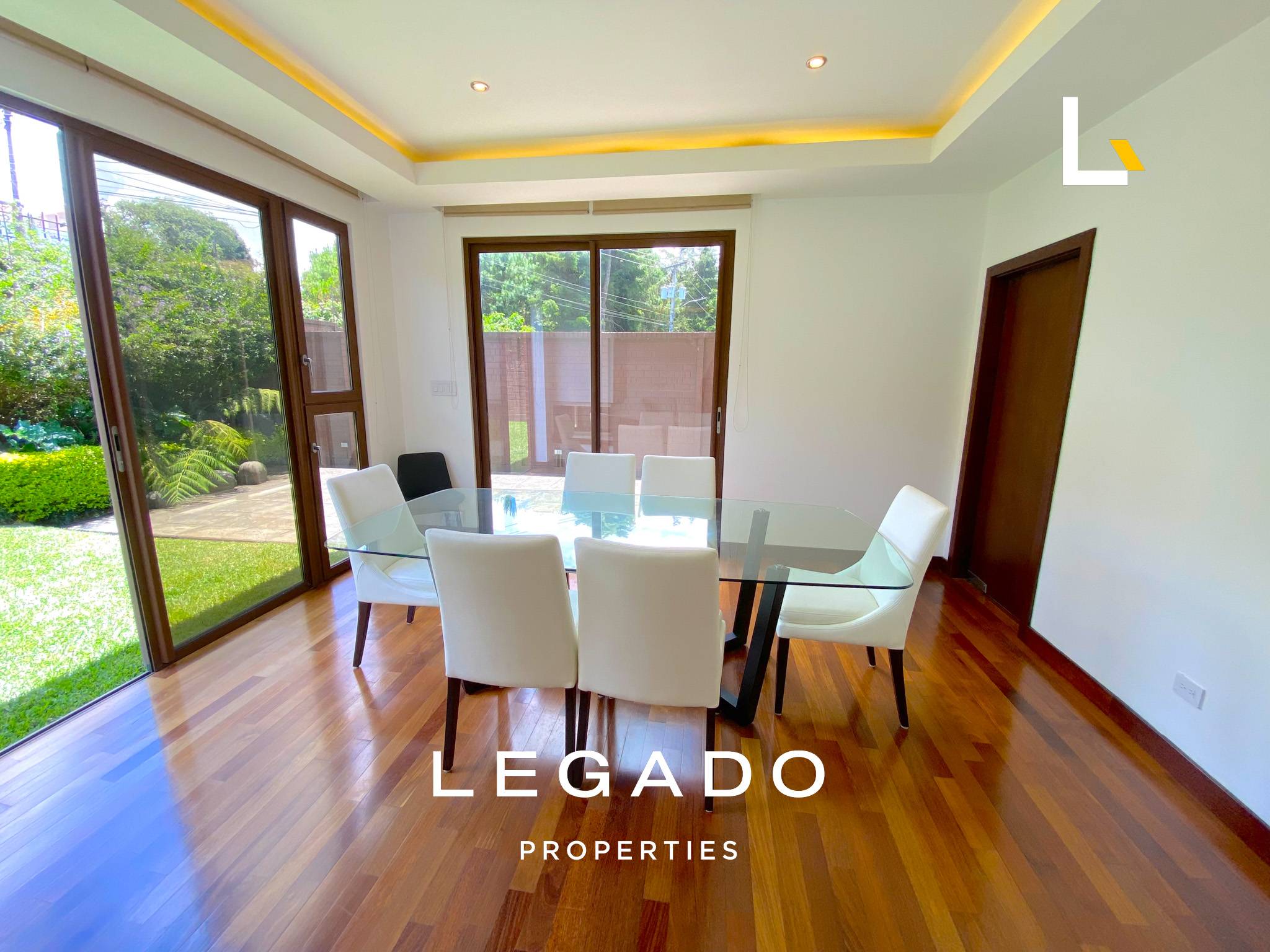 CASA, CAES, COND. BROMELIAS