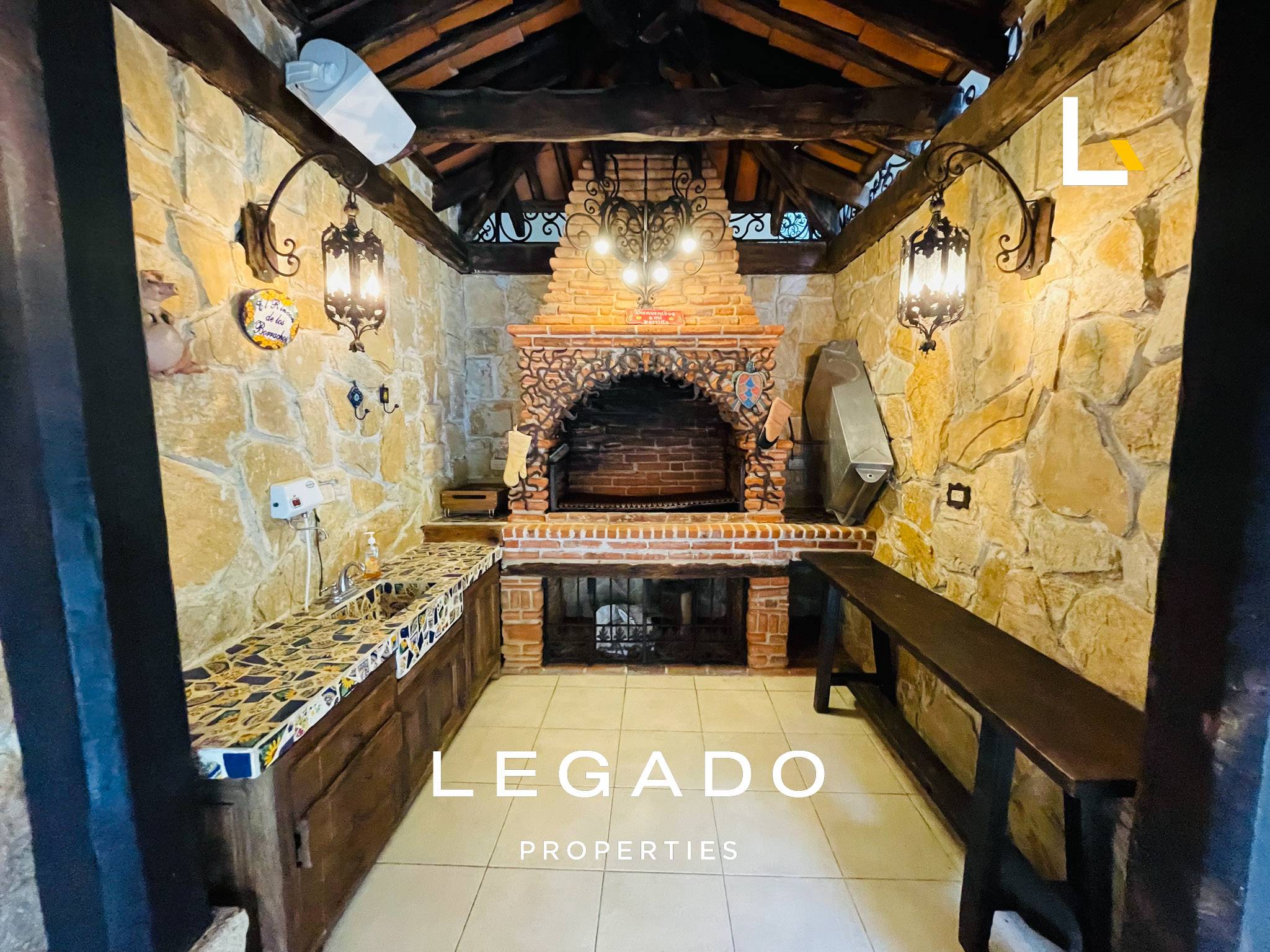 CASA, CAES KM 13.5, HACIA PIEDRA PARADA