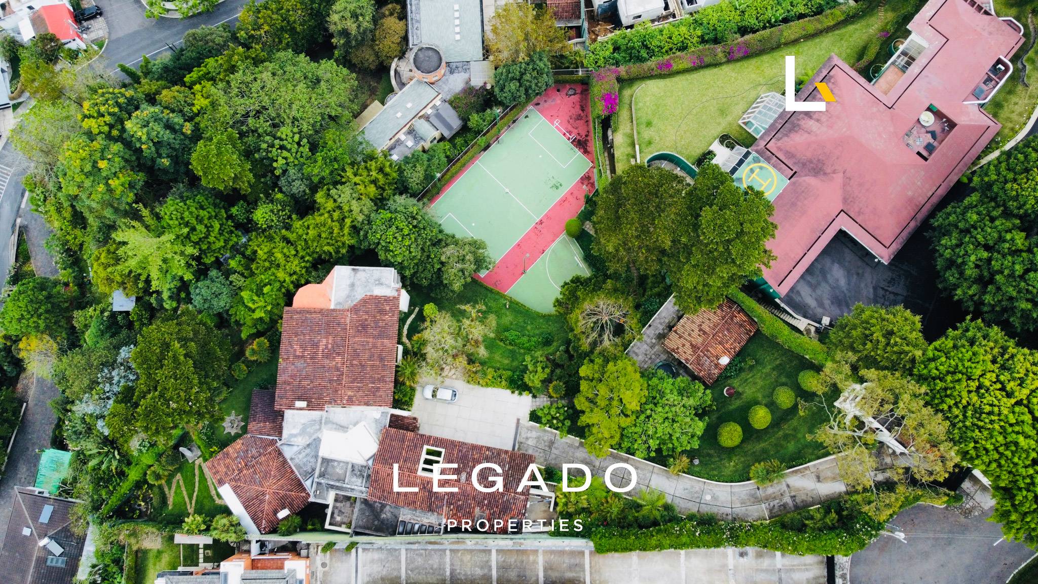 CASA, CAES, COND. MONTEBELLO 2