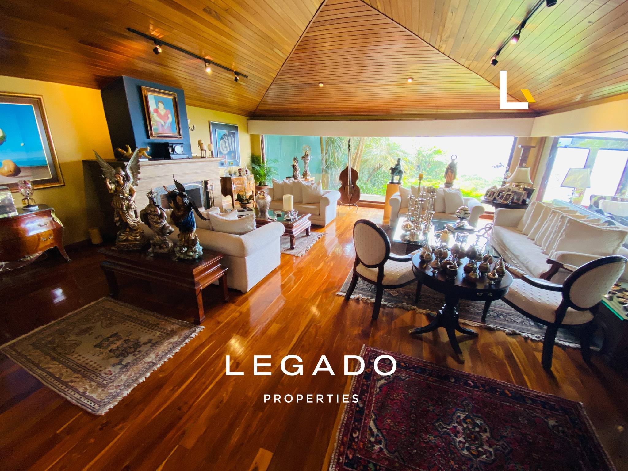 CASA, CAES, COND. MONTEBELLO 2