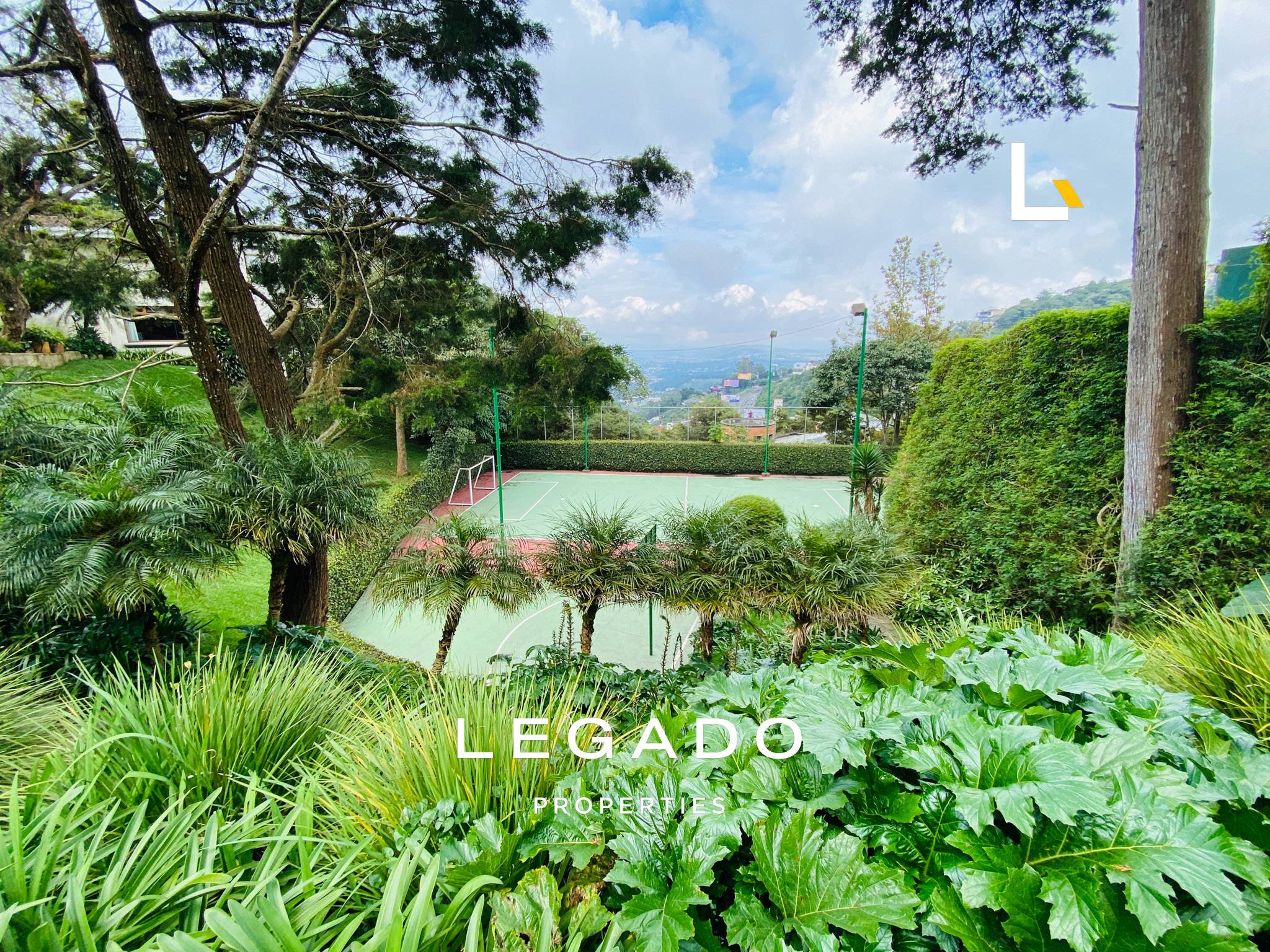 CASA, CAES, COND. MONTEBELLO 2