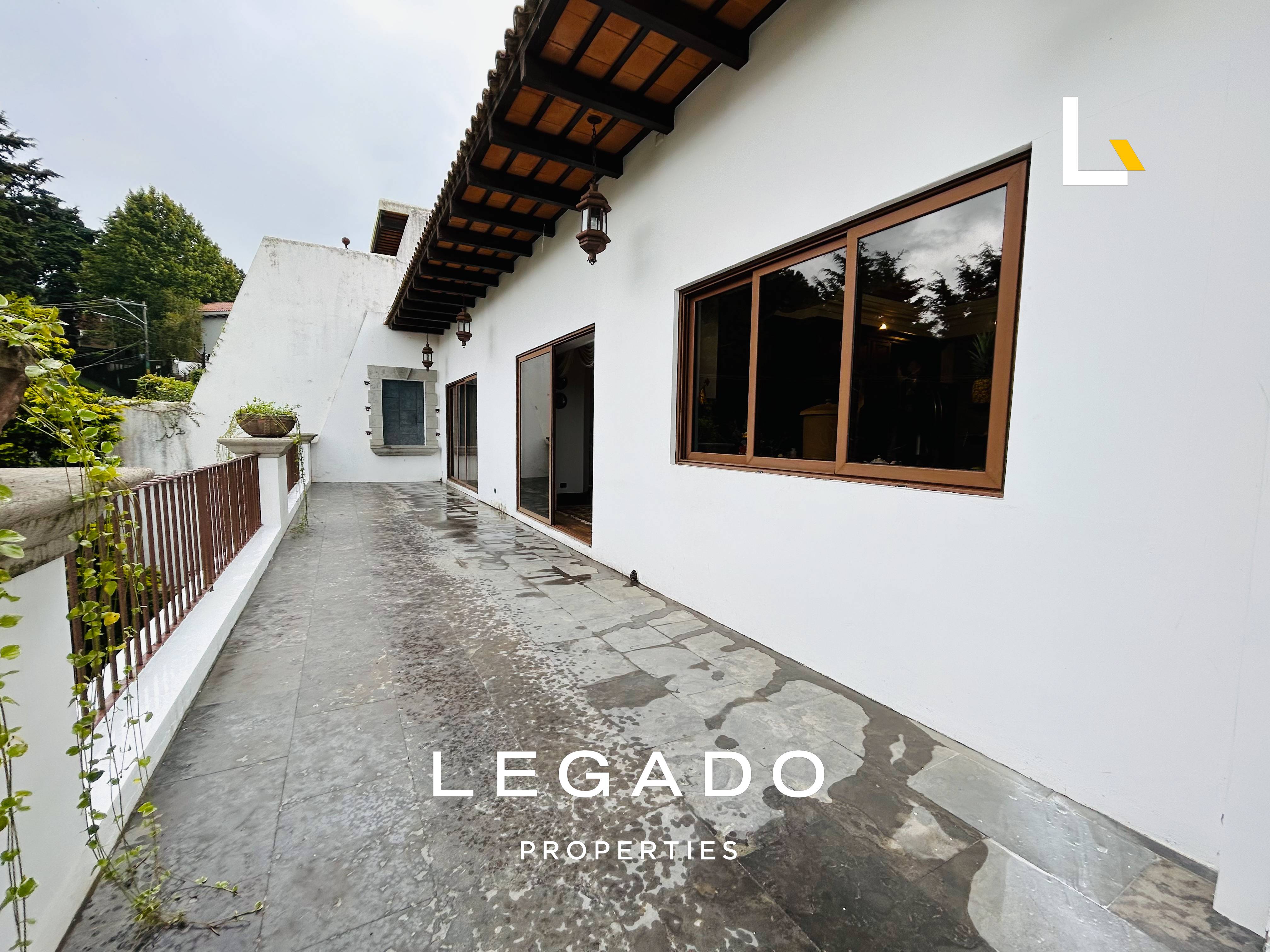 CASA CAES, CONDOMINIO LA ESPAÑOLA