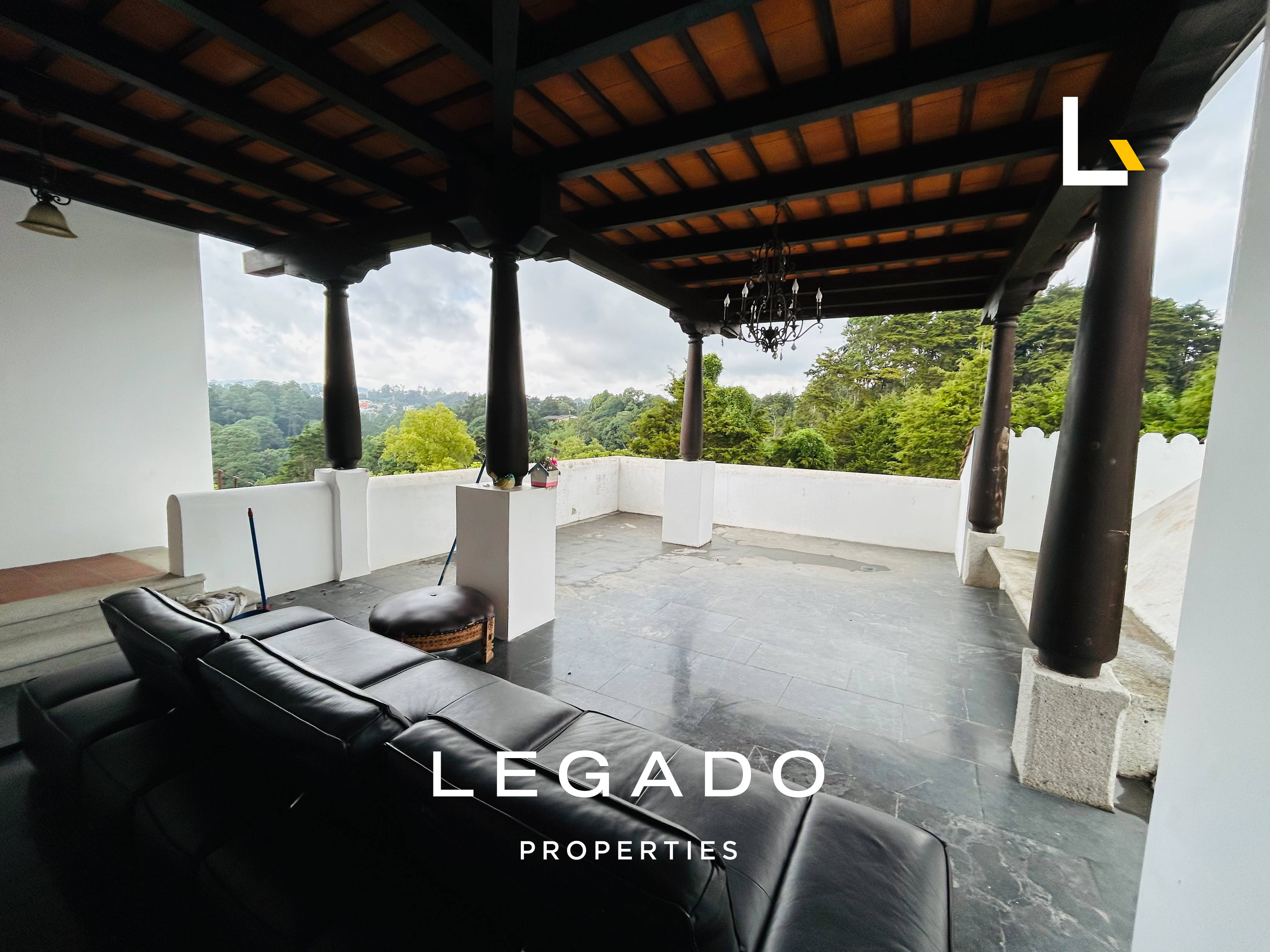 CASA CAES, CONDOMINIO LA ESPAÑOLA
