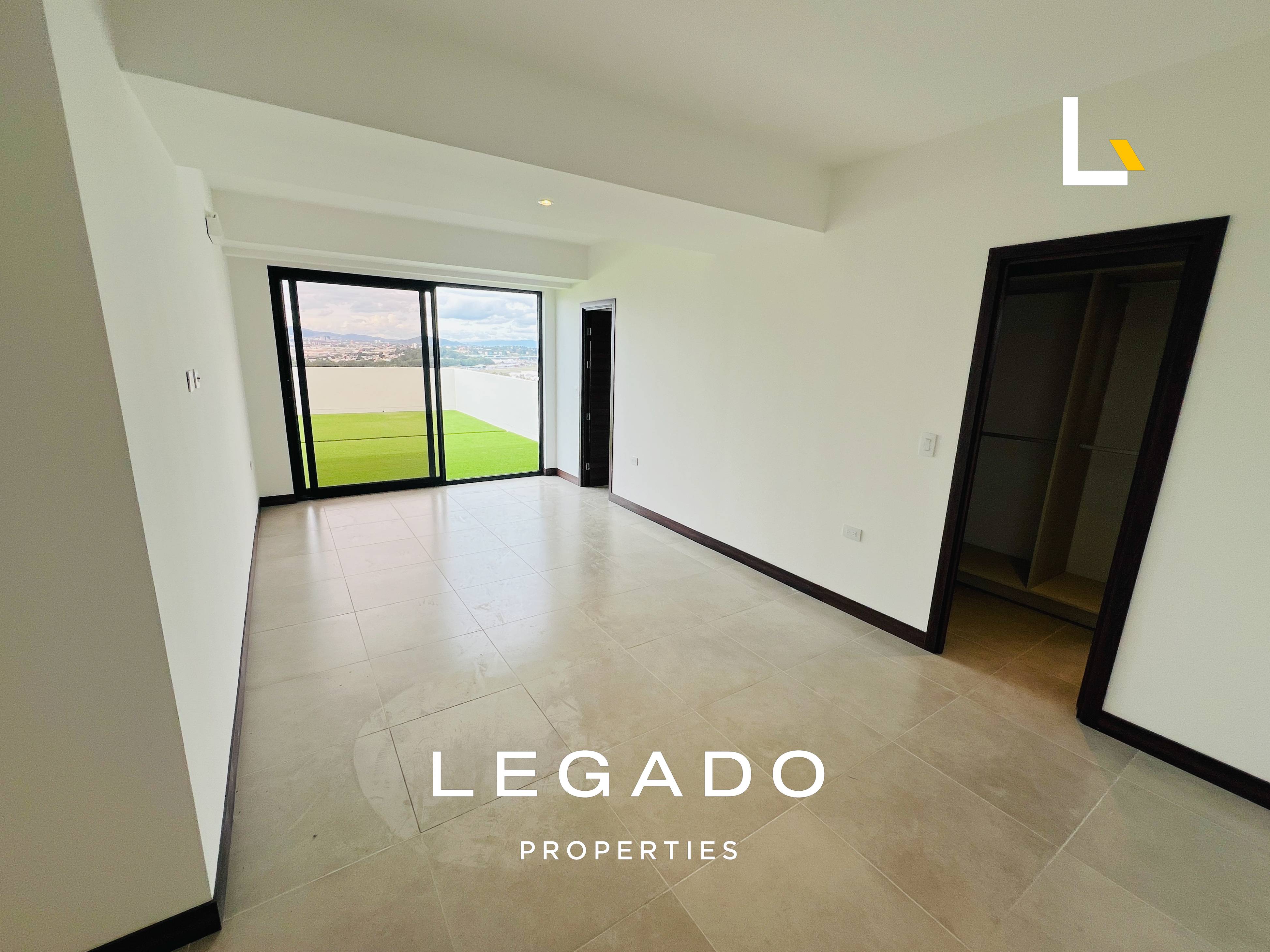 PENTHOUSE Z. 13, EDIF. ELEMENTO,