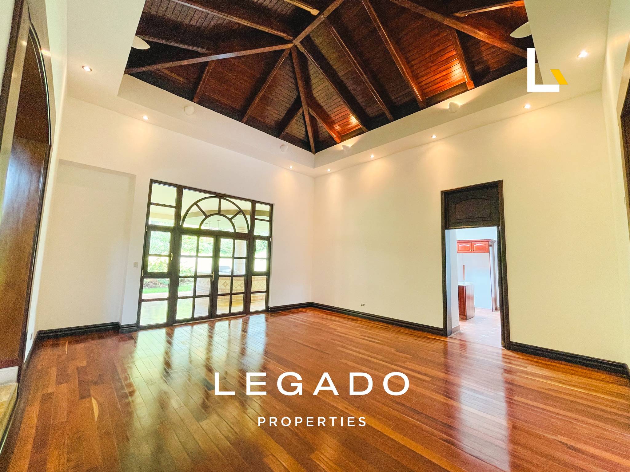 CASA, COND. EXCLUSIVO, MUXBAL, 9359 VR2