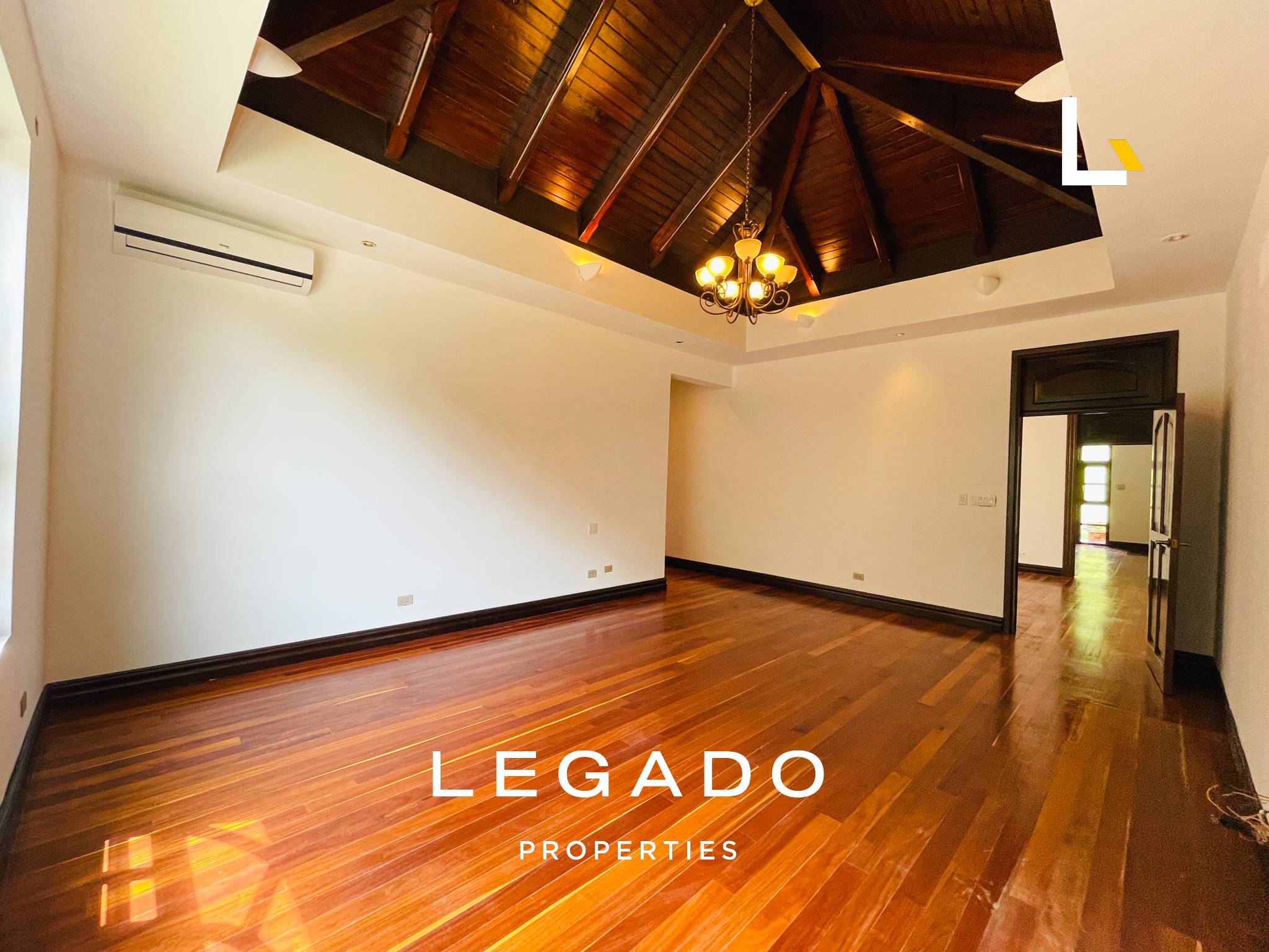 CASA, COND. EXCLUSIVO, MUXBAL, 9359 VR2
