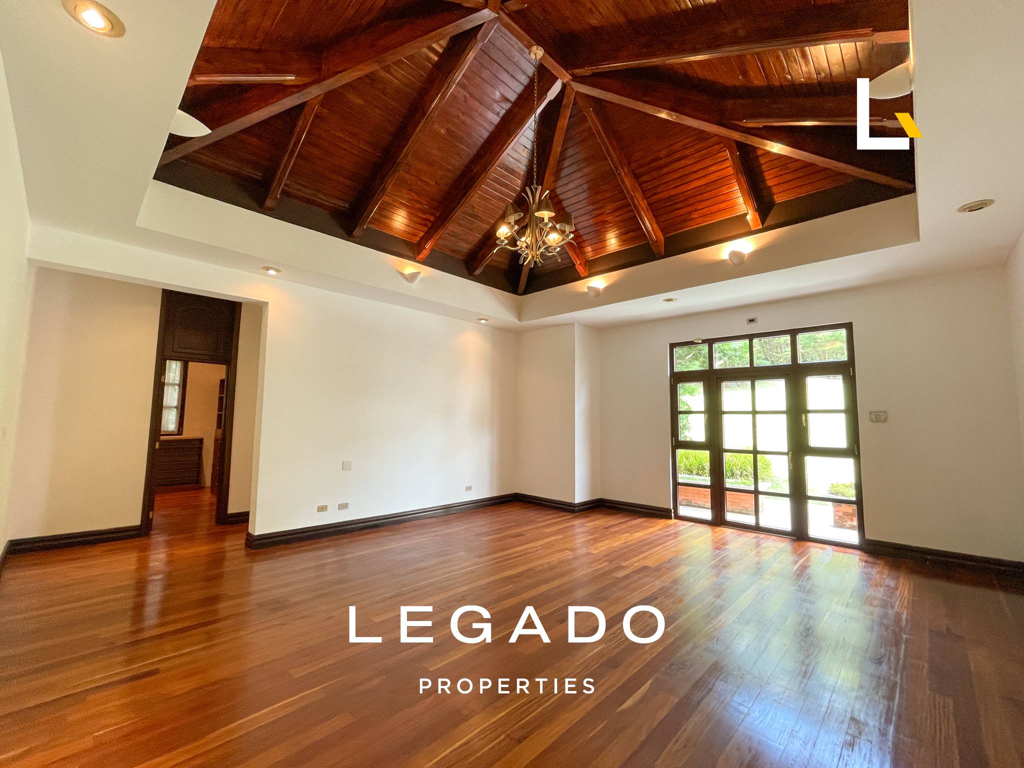CASA, COND. EXCLUSIVO, MUXBAL, 9359 VR2
