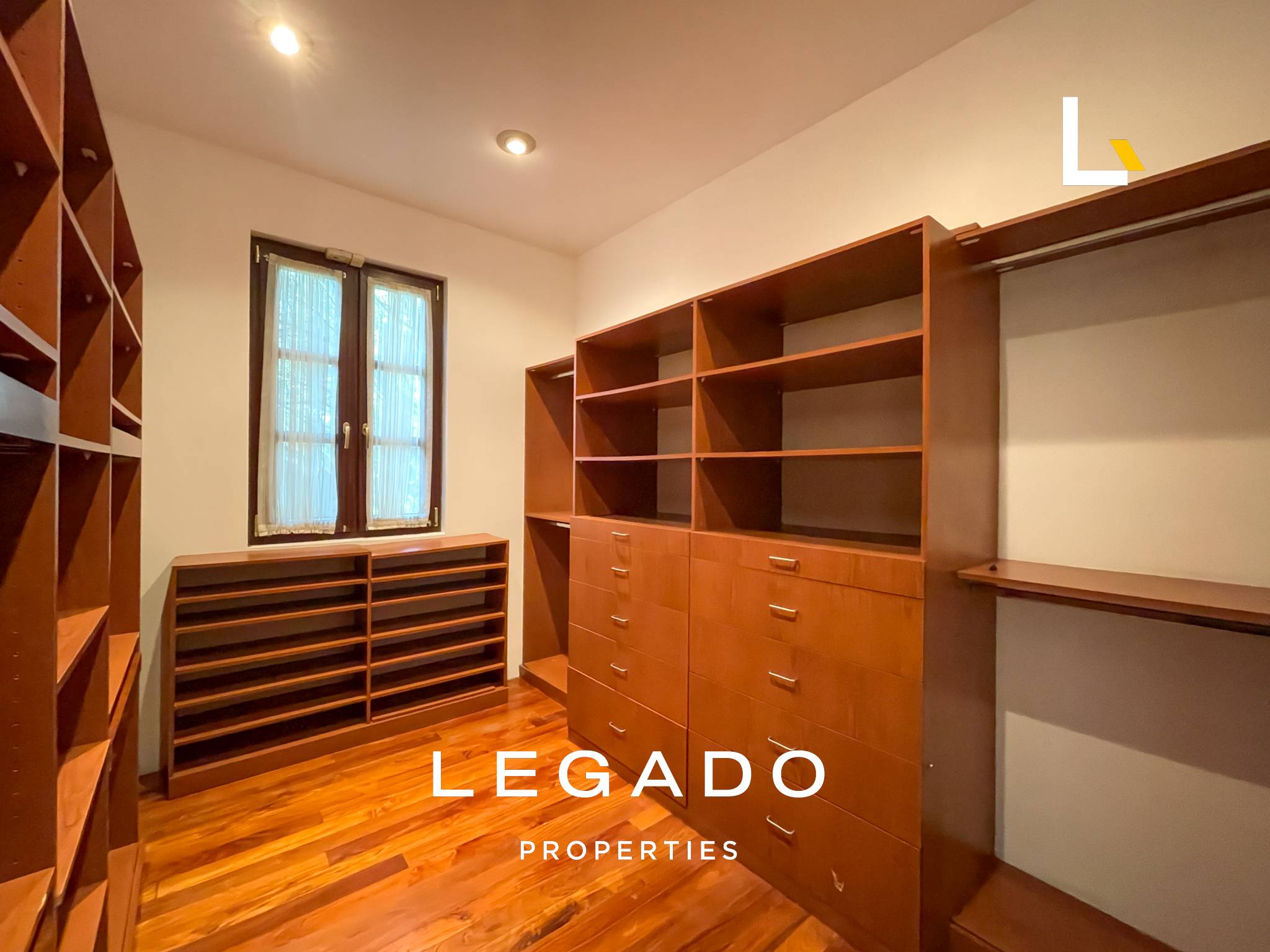 CASA, COND. EXCLUSIVO, MUXBAL, 9359 VR2