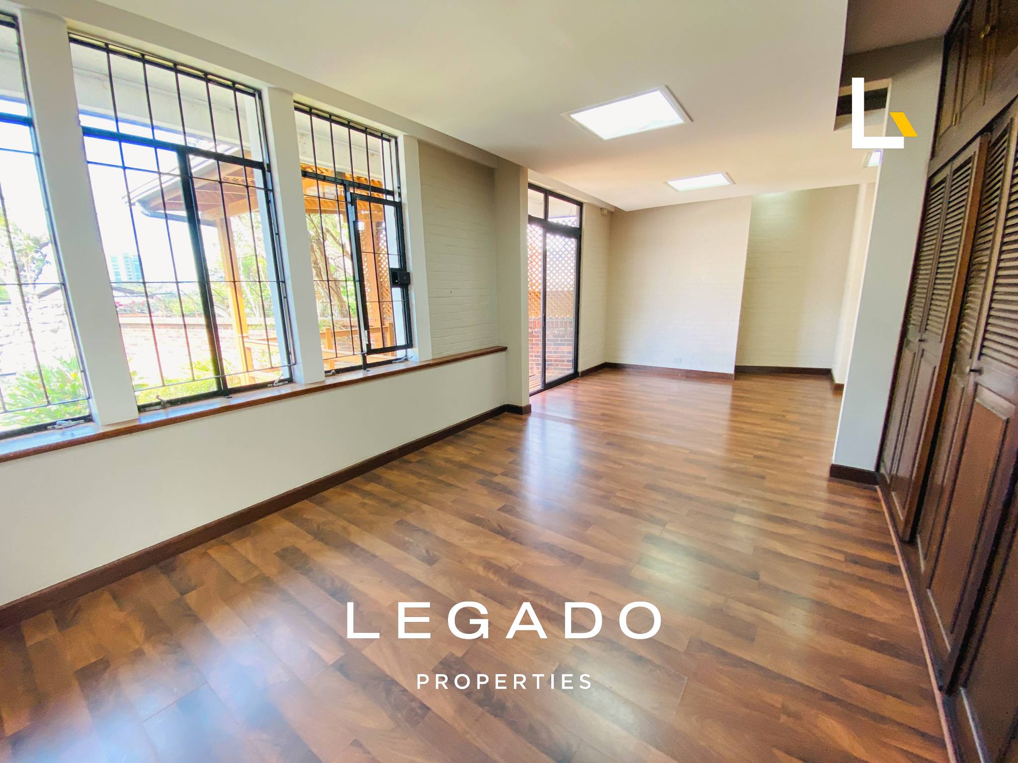 CASA, ZONA 15, VISTA HERMOSA II