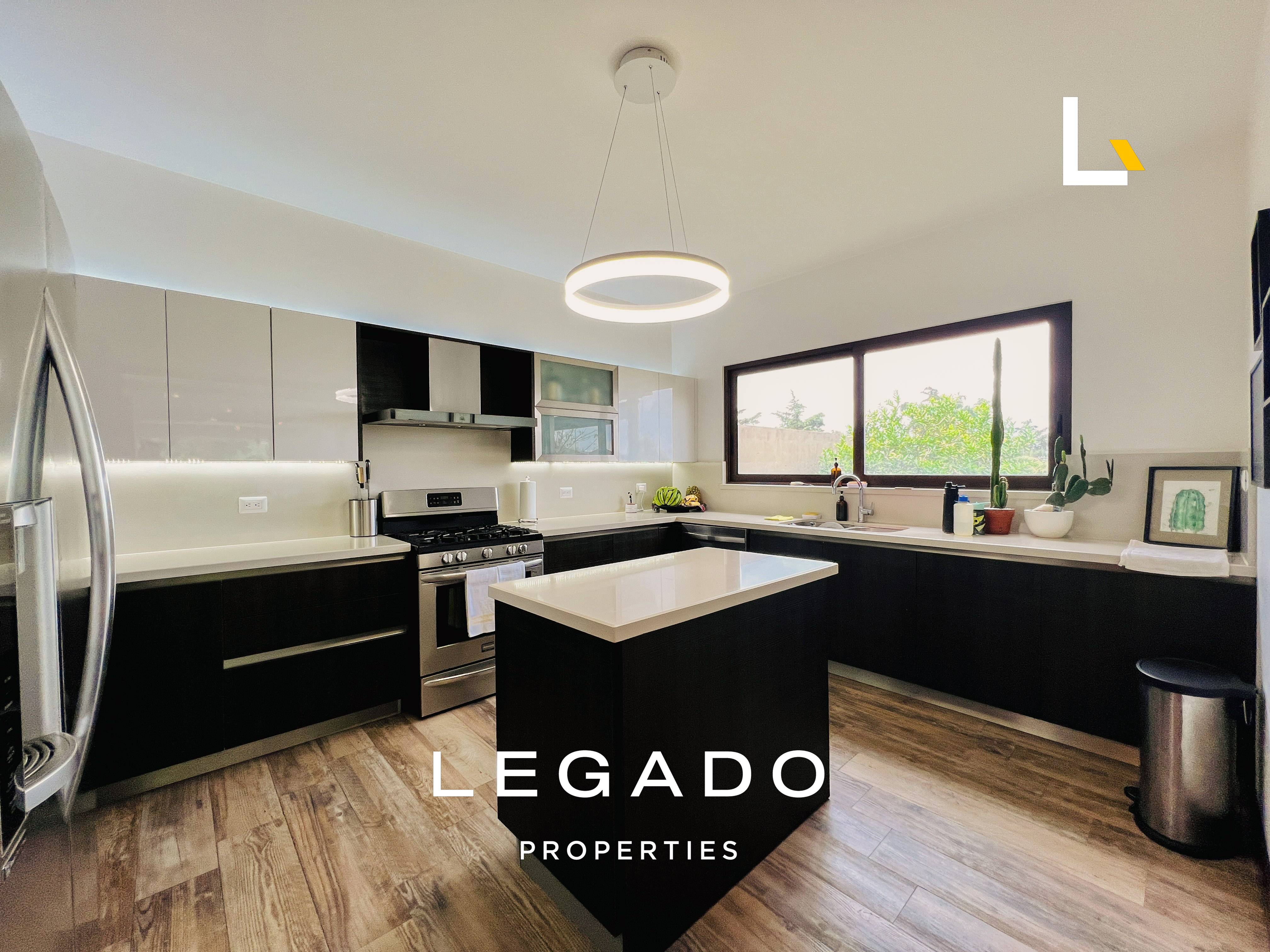 CASA Z. 16, COND. LOMAS DE SAN ISIDRO, EL MIRADOR
