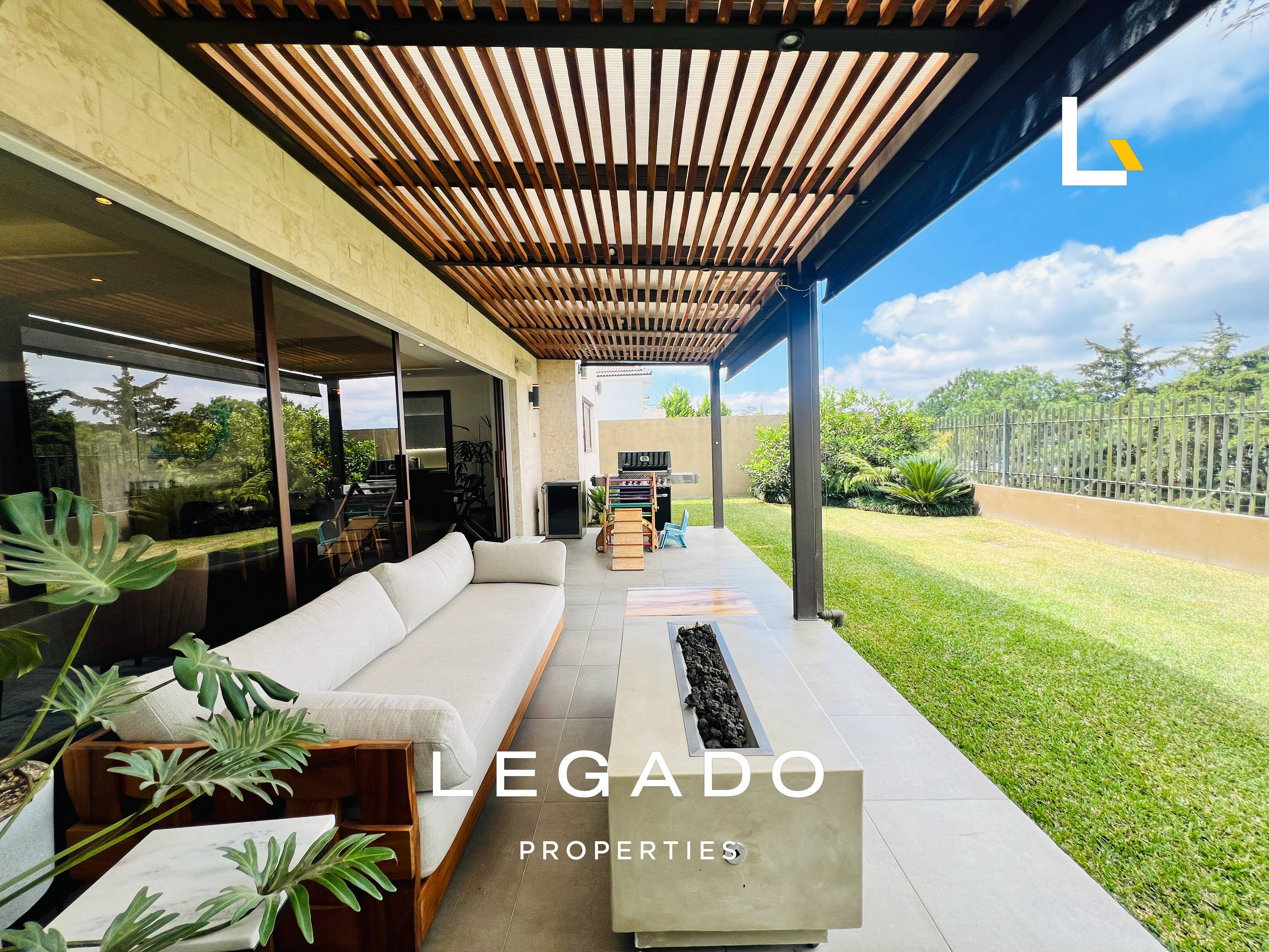 CASA Z. 16, COND. LOMAS DE SAN ISIDRO, EL MIRADOR