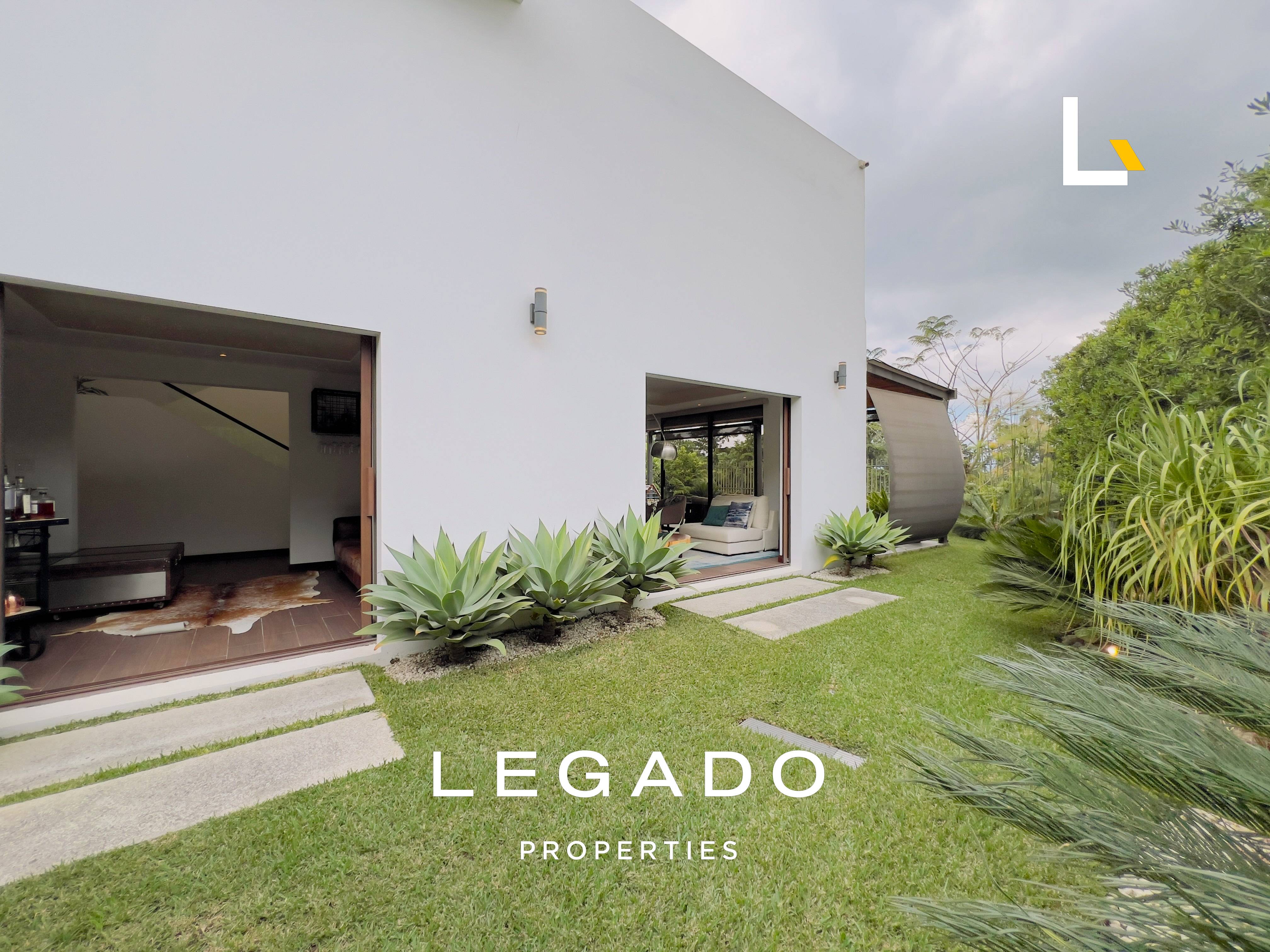 CASA Z. 16, COND. LOMAS DE SAN ISIDRO, EL MIRADOR