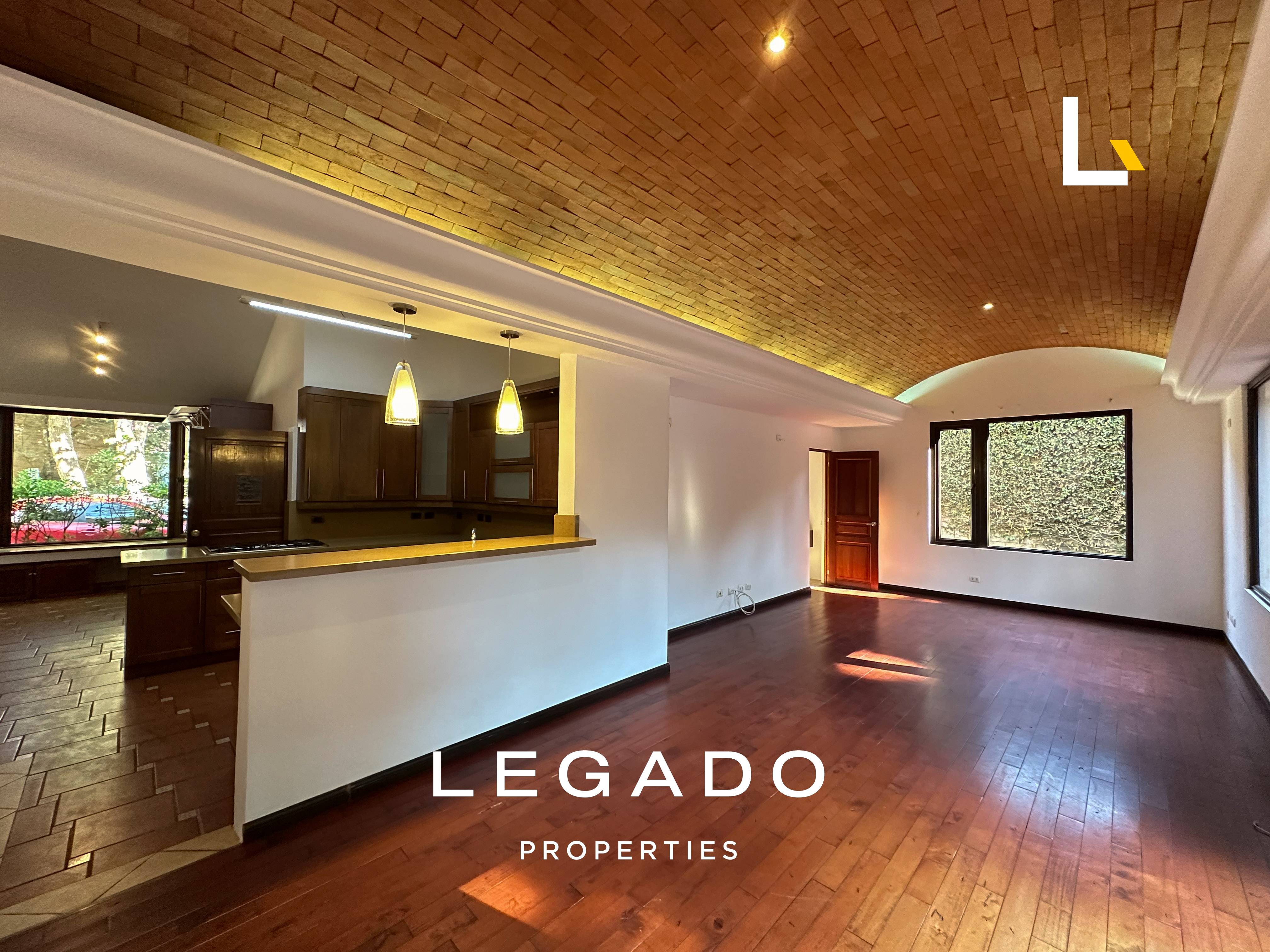 CASA, CAES, COND. SANTA MARÍA DE LOS PINOS