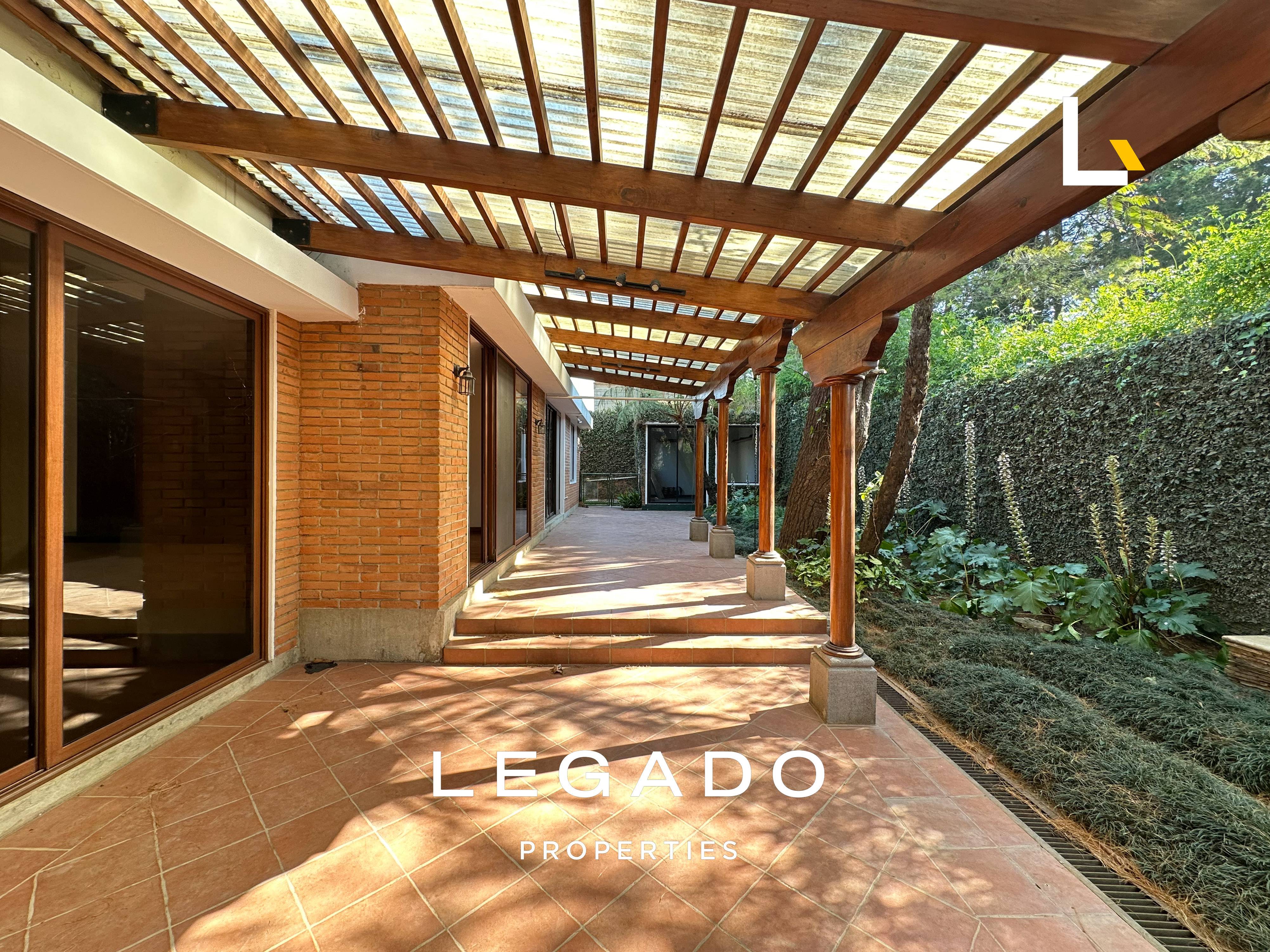 CASA, CAES, COND. SANTA MARÍA DE LOS PINOS
