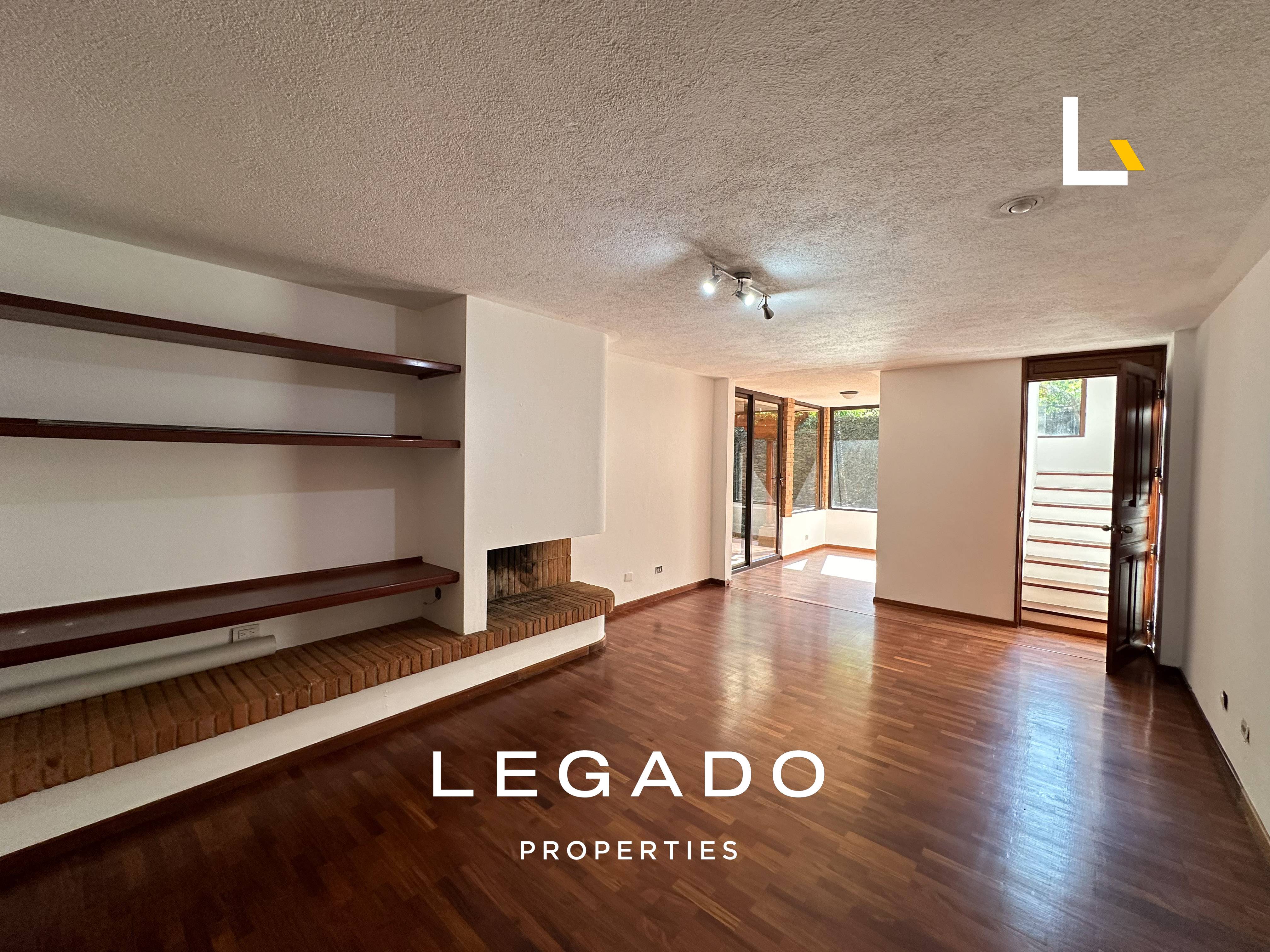 CASA, CAES, COND. SANTA MARÍA DE LOS PINOS