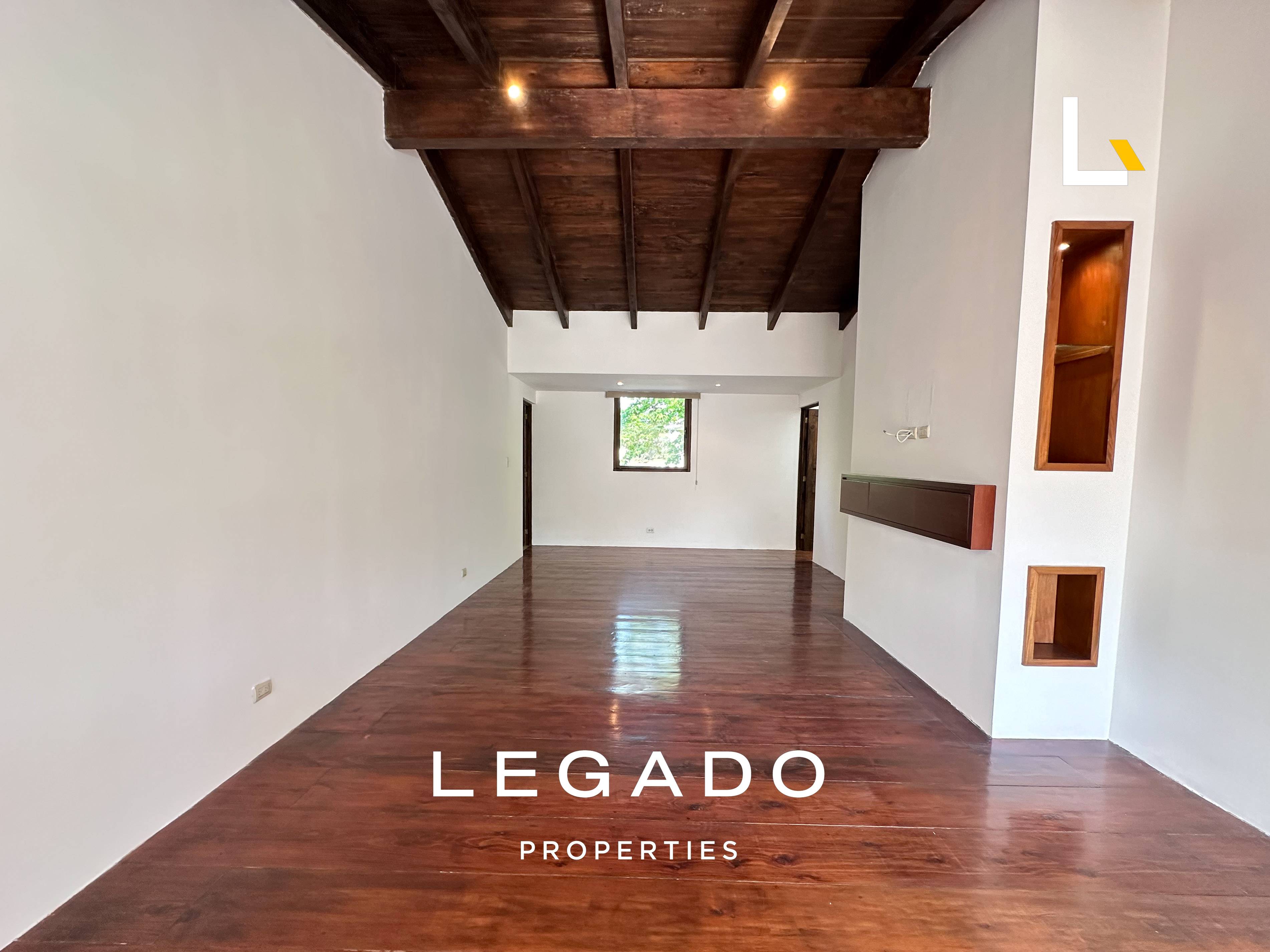 CASA, CAES, COND. SANTA MARÍA DE LOS PINOS
