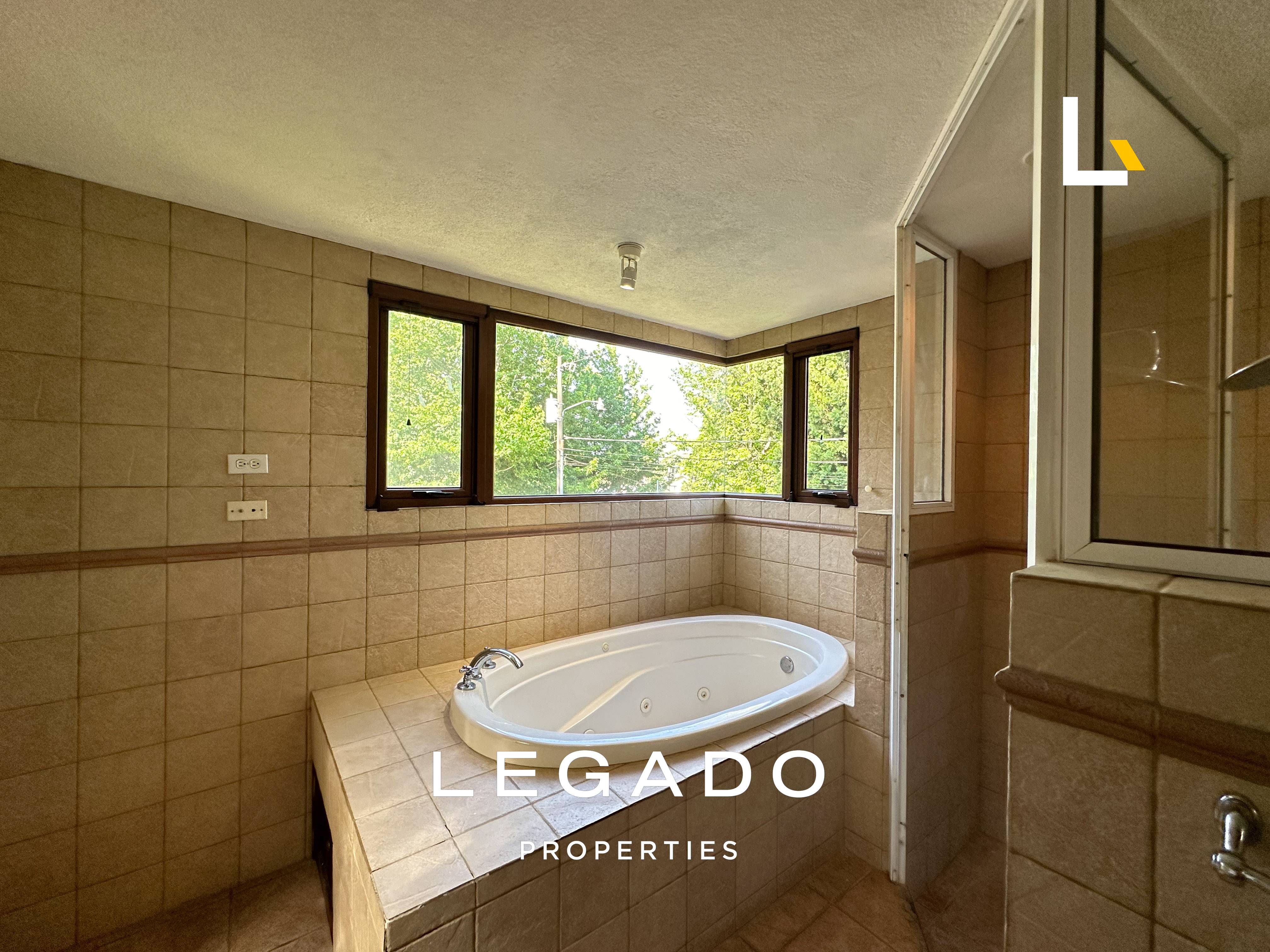 CASA, CAES, COND. SANTA MARÍA DE LOS PINOS