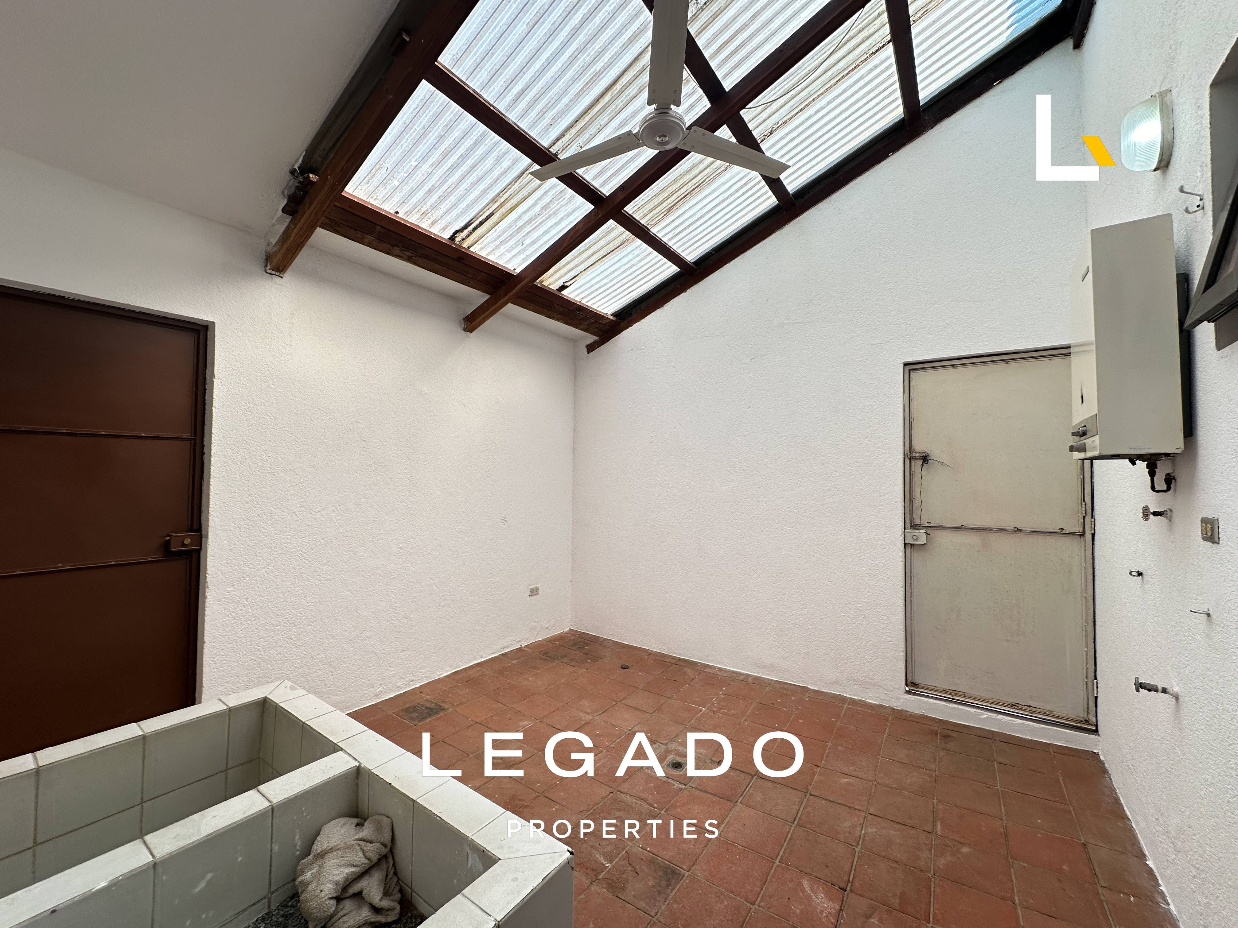 CASA, CAES, COND. SANTA MARÍA DE LOS PINOS