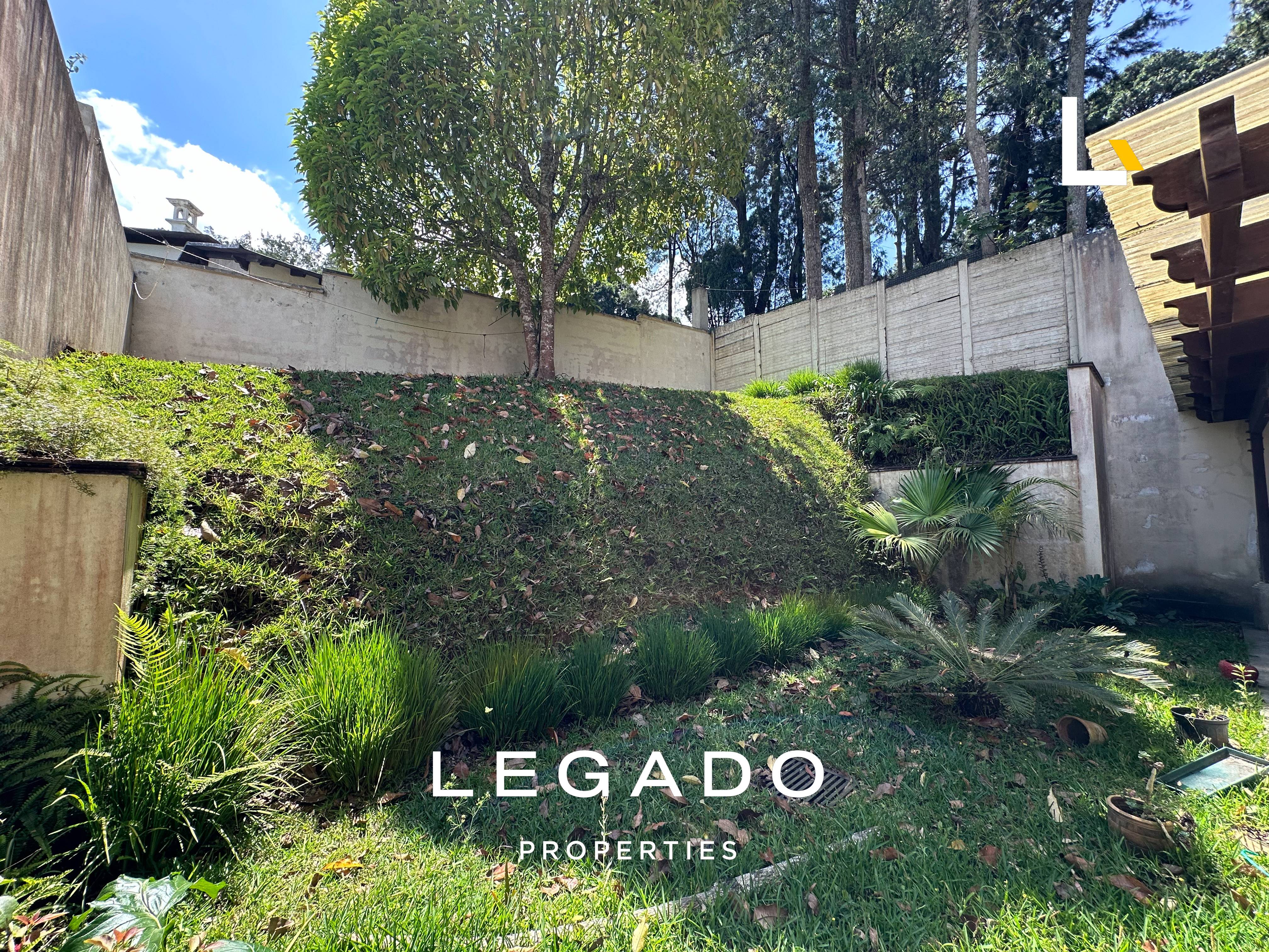 CASA, CAES, COND. SANTA ROSALÍA
