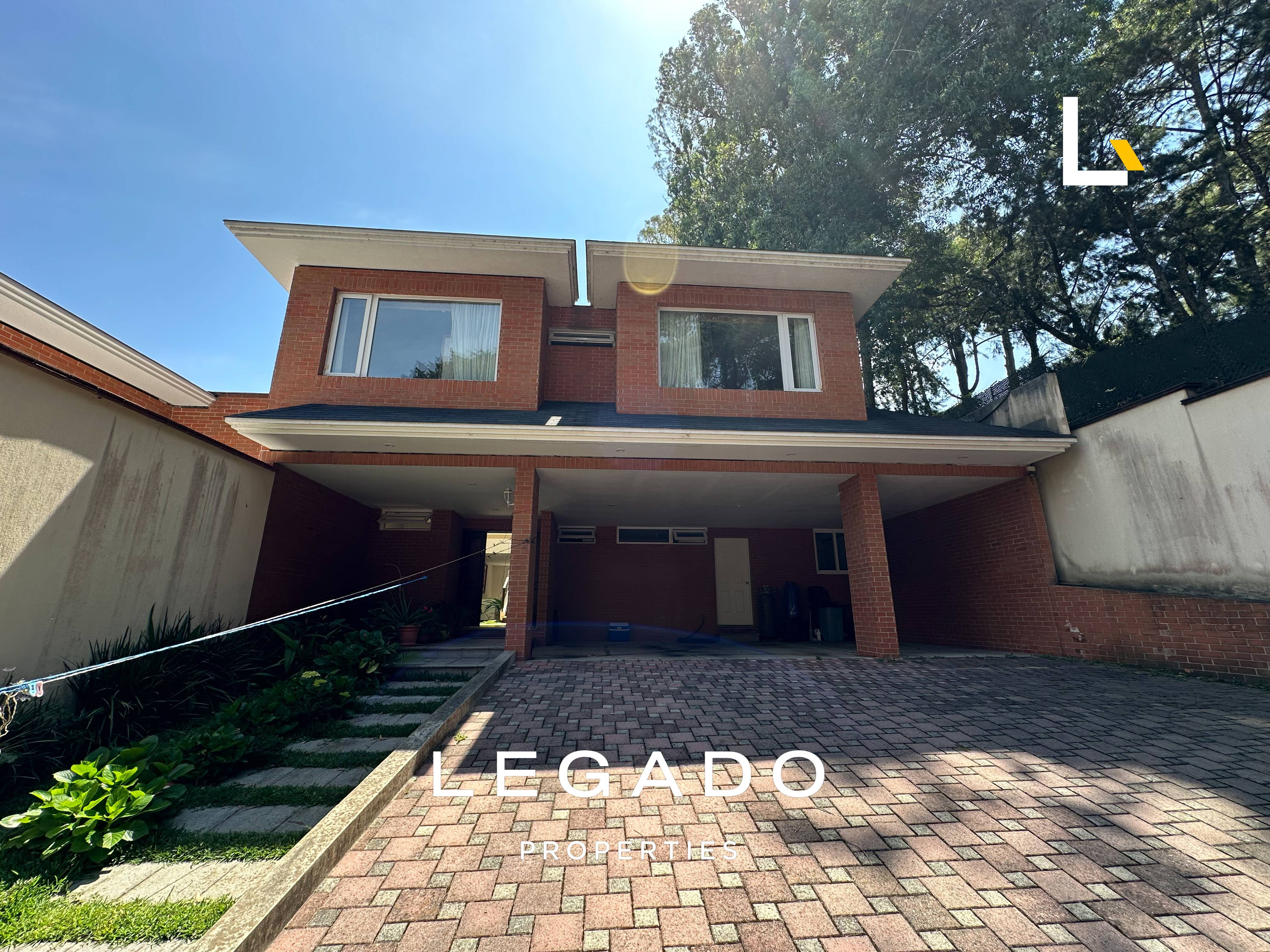CASA, CAES, COND. SANTA ROSALÍA