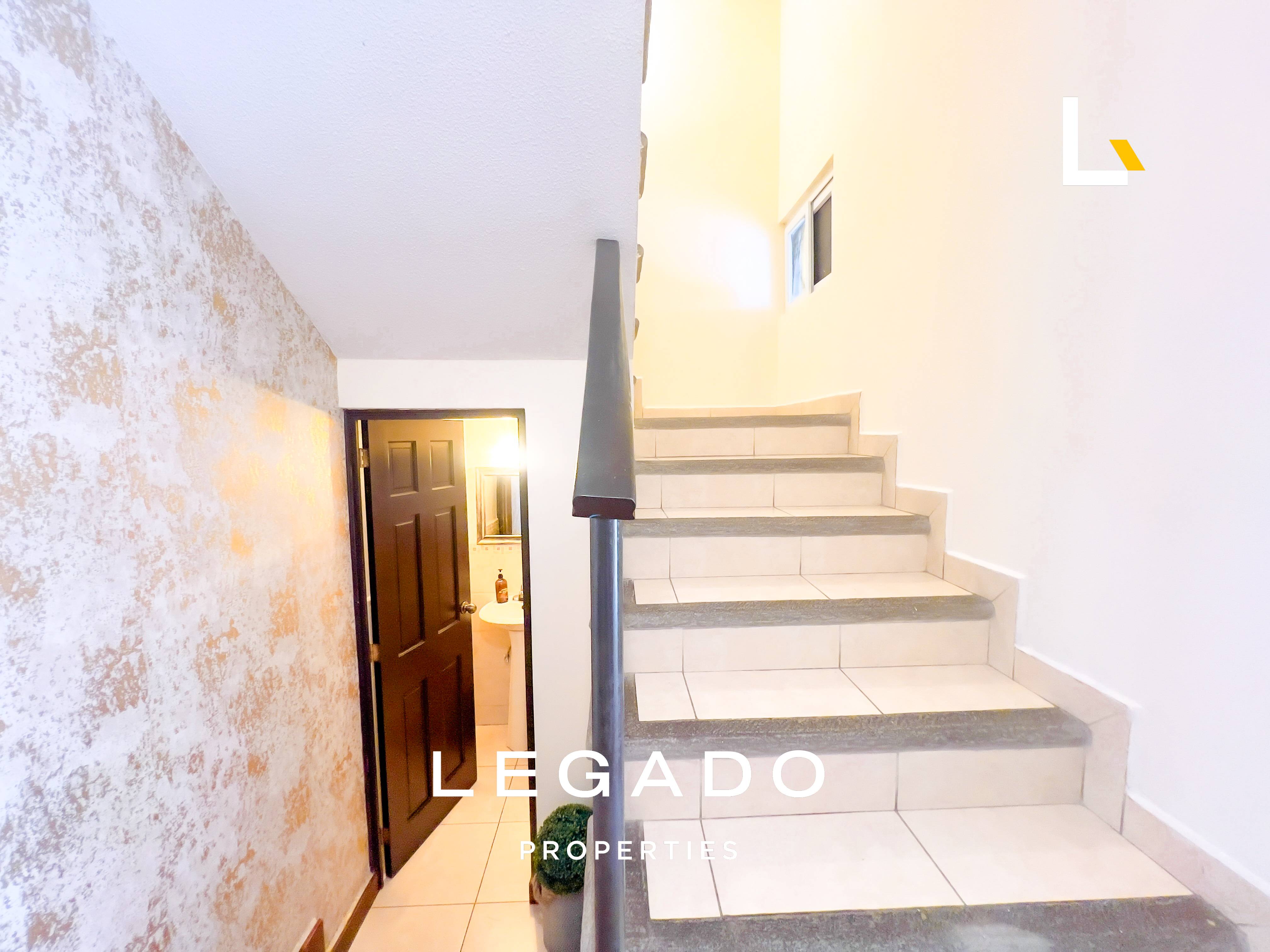 CASA Z. 7 DE MIXCO COND. QUINTA LOS ENCINOS
