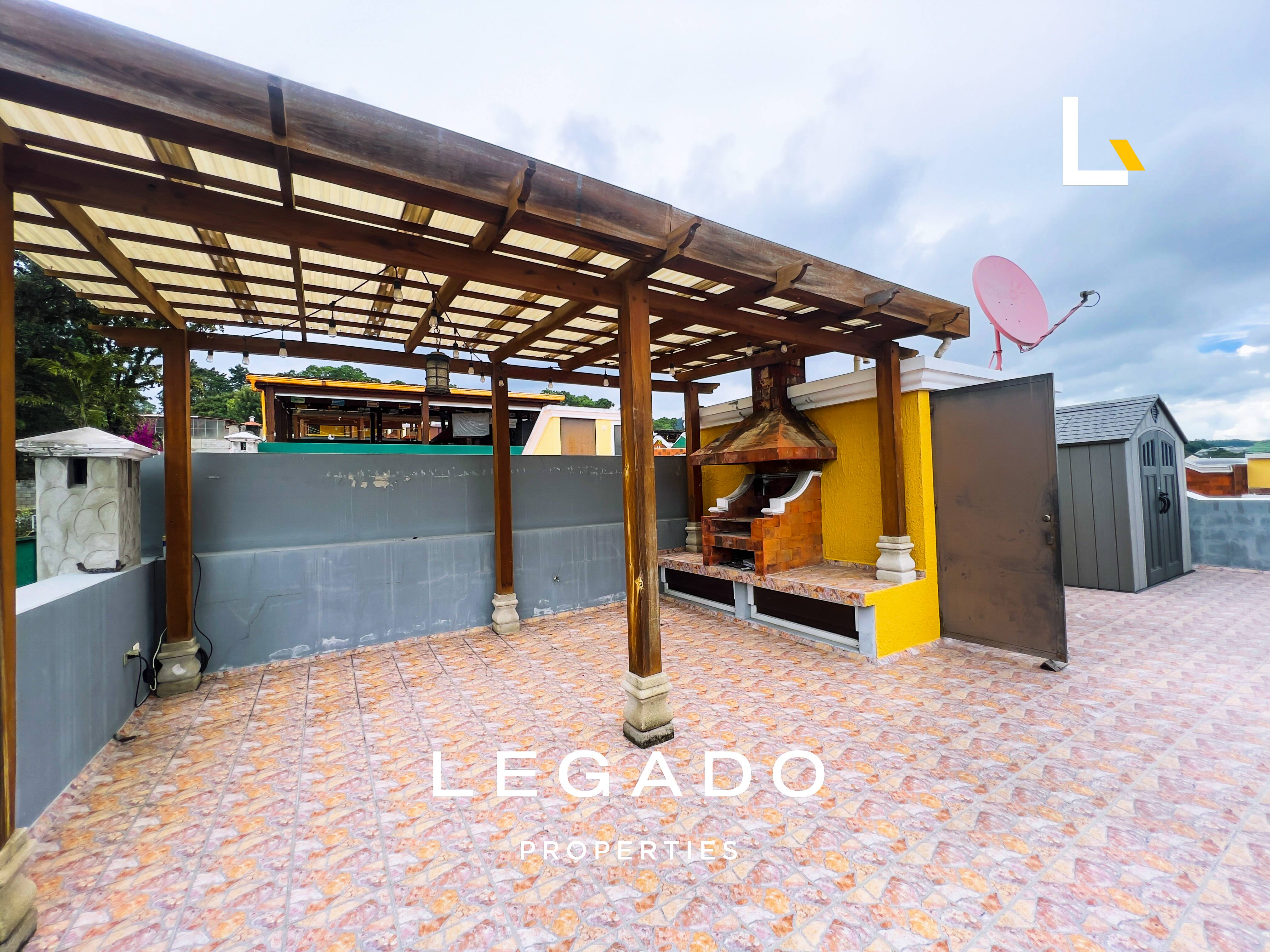 CASA Z. 7 DE MIXCO COND. QUINTA LOS ENCINOS