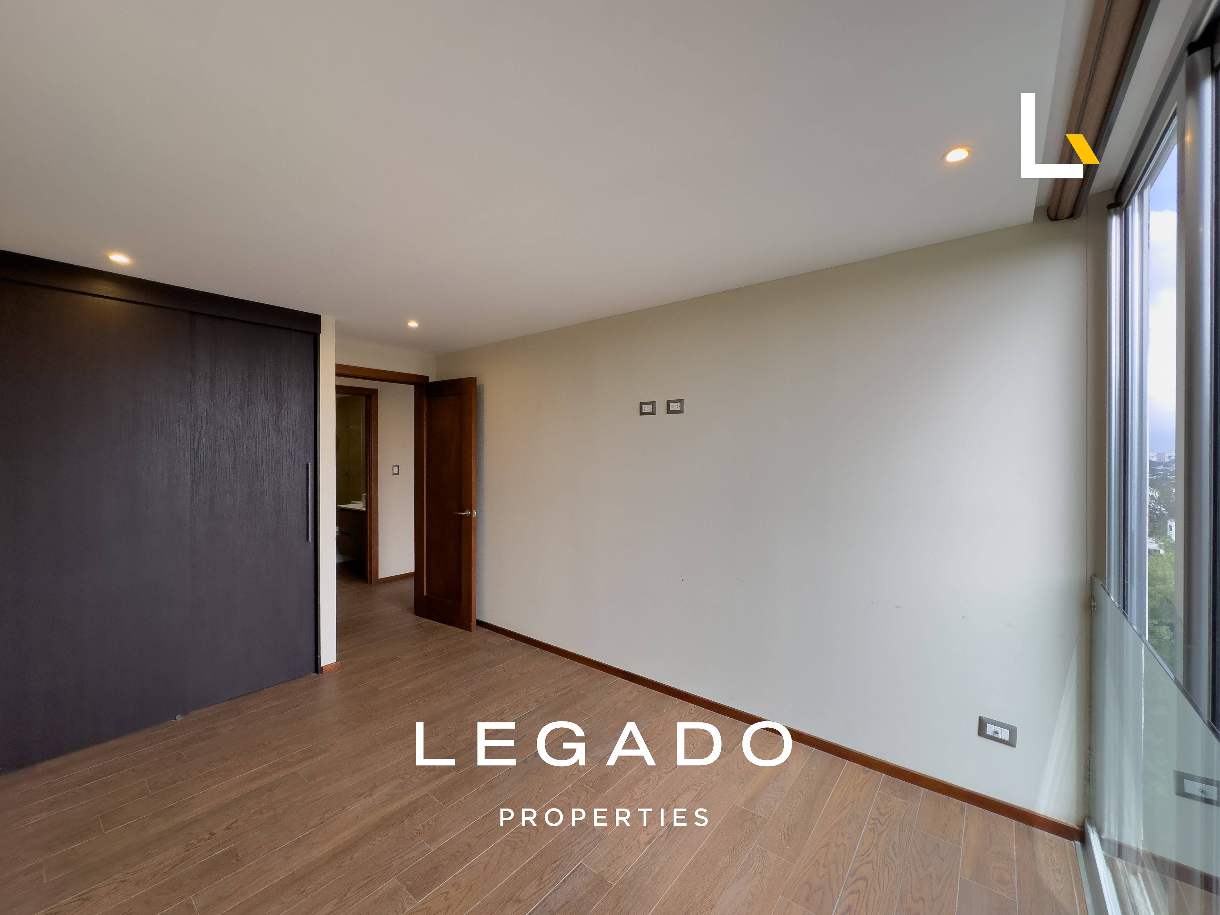 APARTAMENTO, ZONA 16, EDIFICIO VILAFLOR