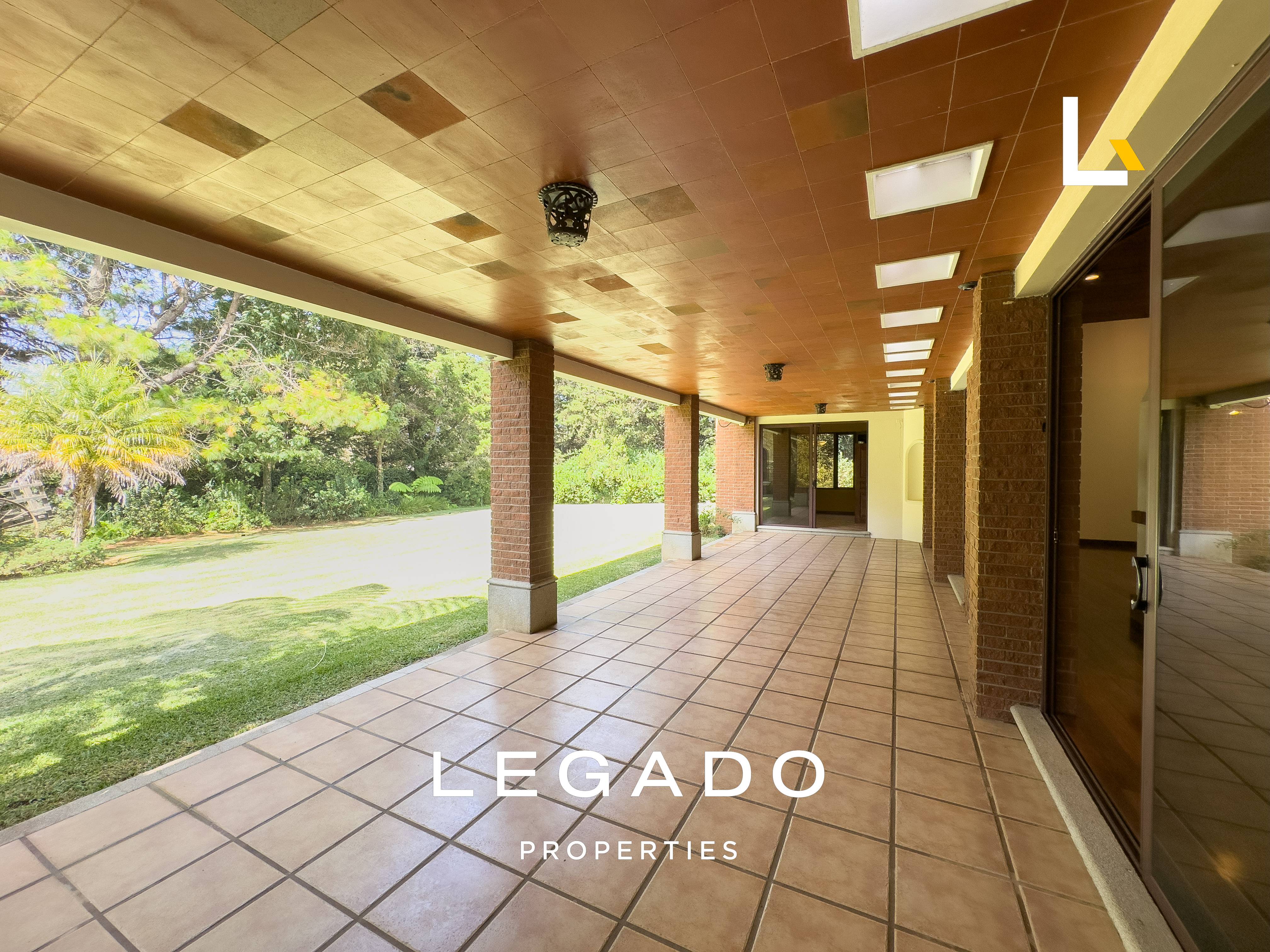 CASA, CAES, COND. CASA Y CAMPO