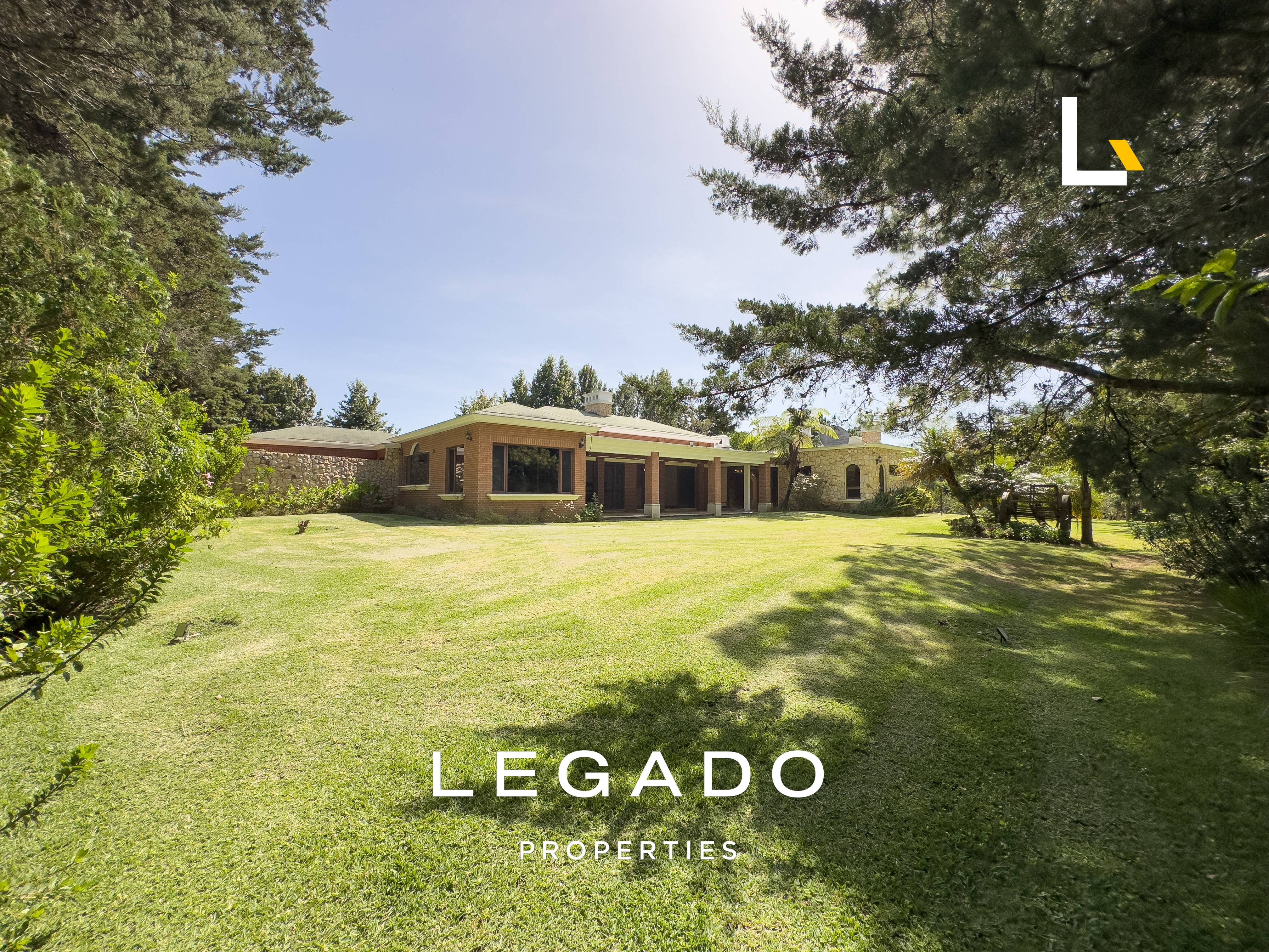 CASA, CAES, COND. CASA Y CAMPO