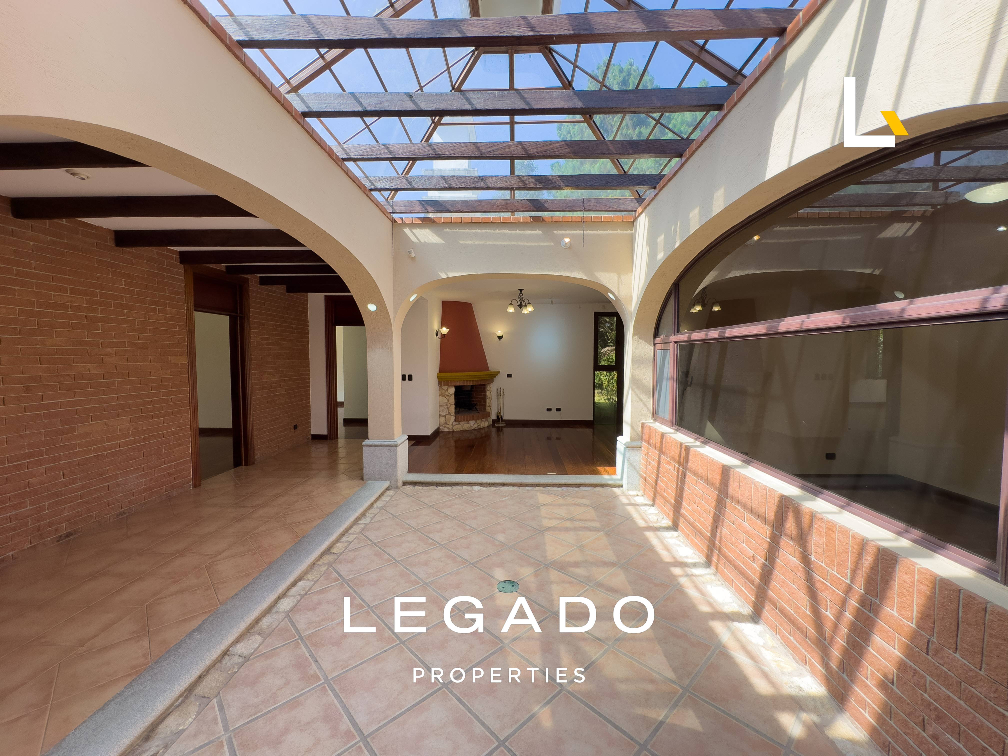 CASA, CAES, COND. CASA Y CAMPO