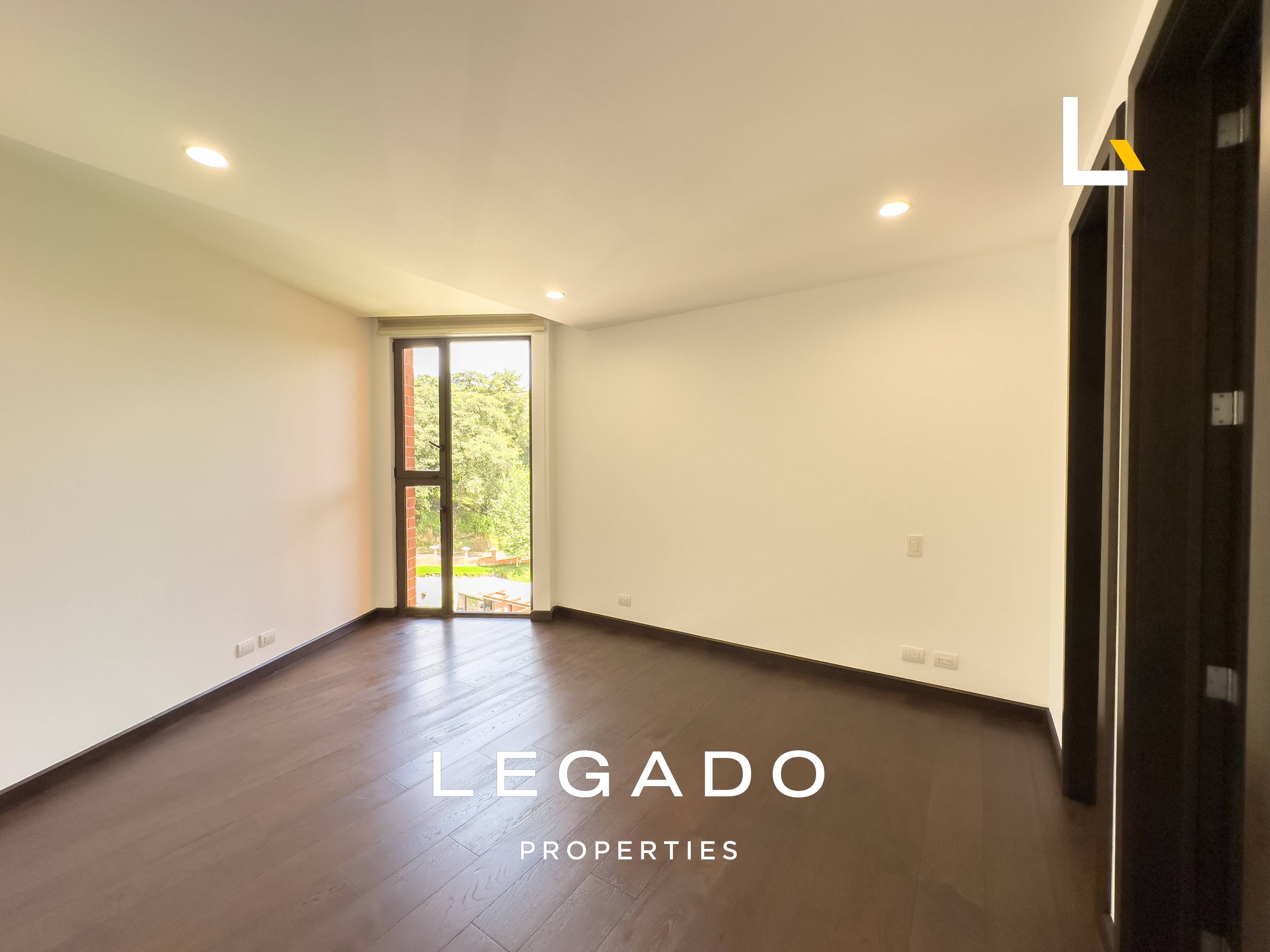 APARTAMENTO ZONA 16, EDIFICIO ALBATROS SAN ISIDRO