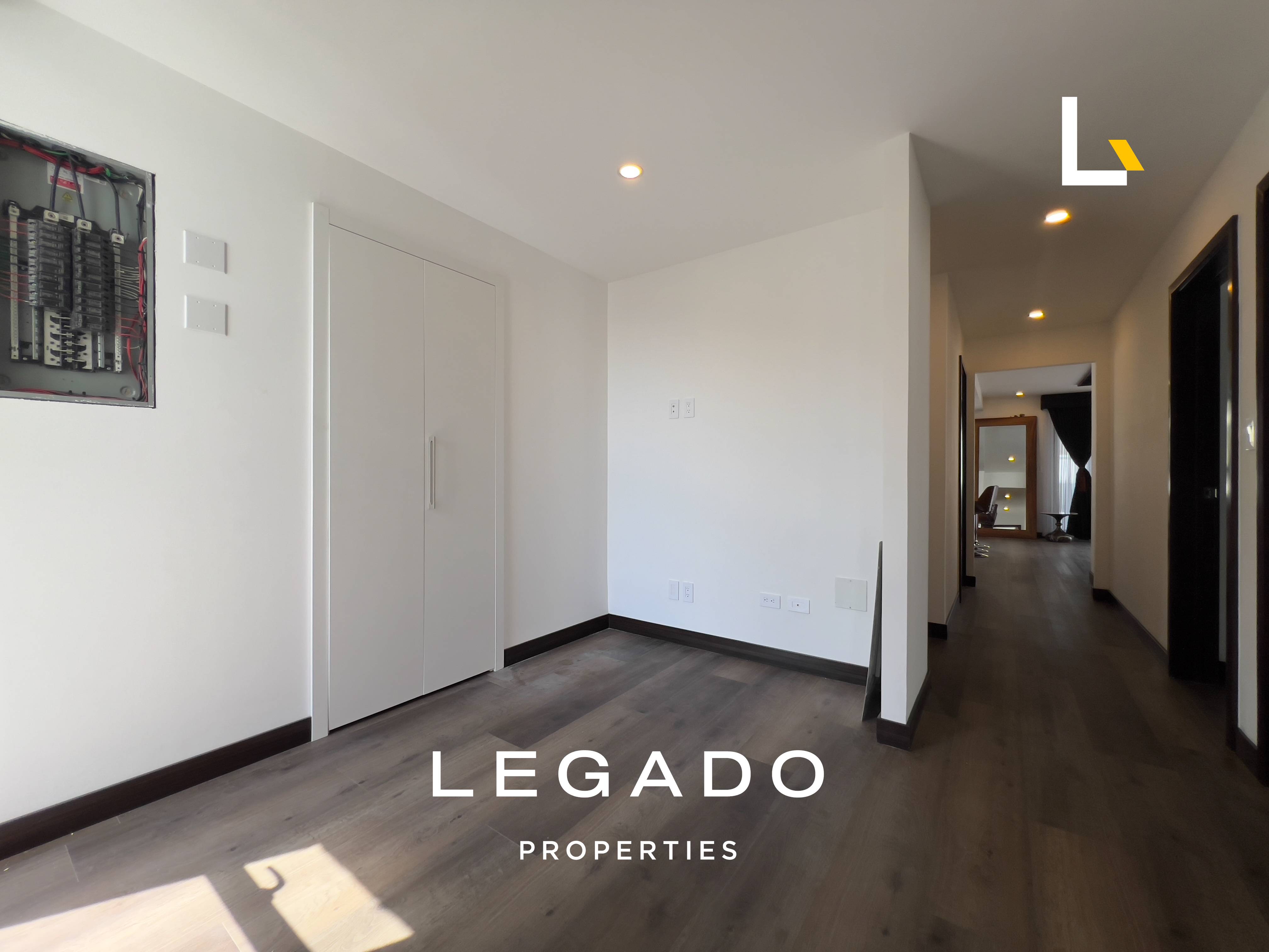 APARTAMENTO, ZONA 13, EDIFICIO IRIDIA