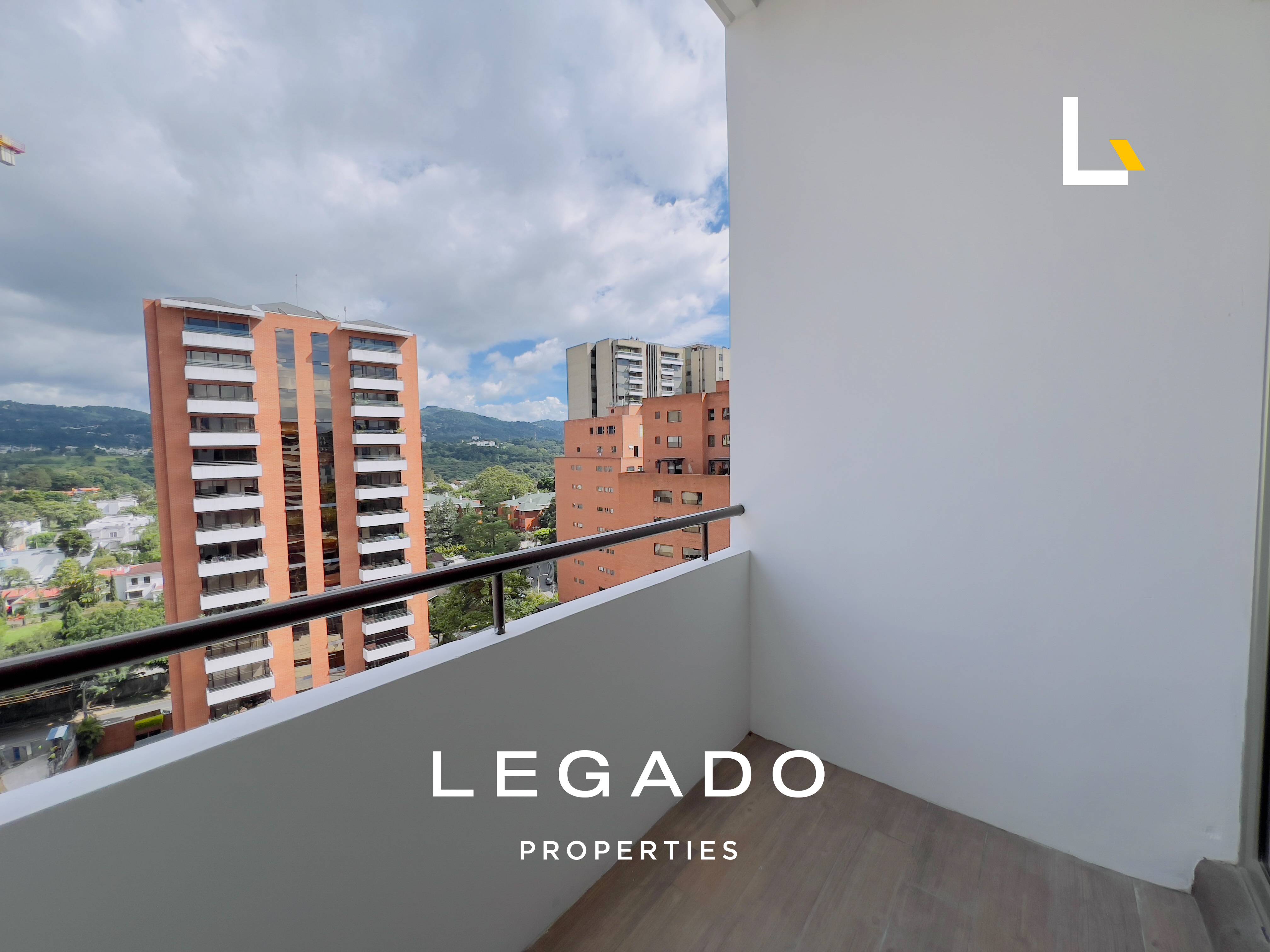APARTAMENTO ZONA 14 EDIFICIO TORRE QUATTRO